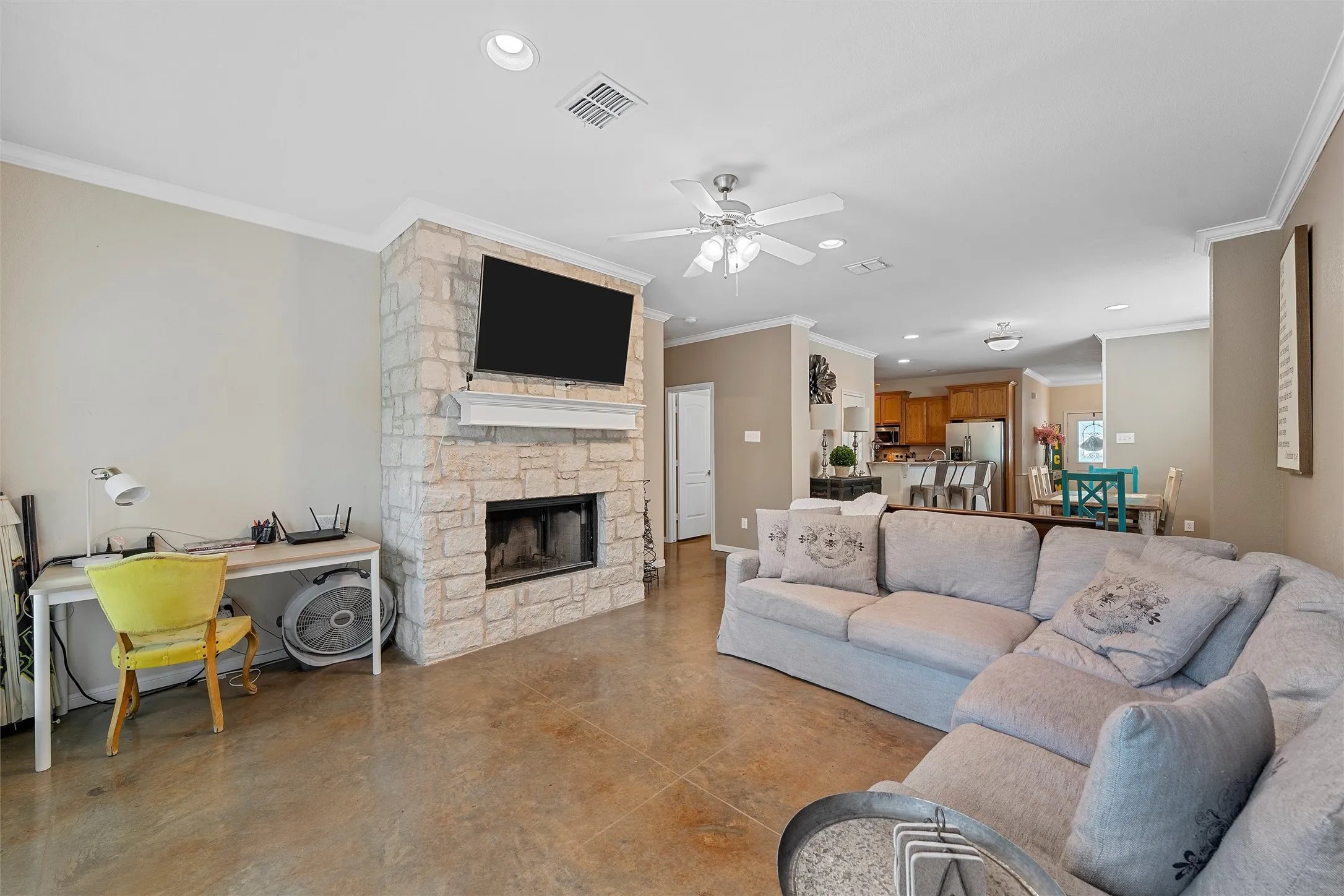 Condominium For Rent in Mc Lennan County , 2823 Savannah Court, Waco, Texas 76710, 3 Bedroom, 3 Bathroom, 2 Garage spaces, 2,024 Sqft, built in 2006, mls#21309315, Real Estate Agent in Waco, Homes For Rent in Mc Lennan county, Homes For Rent in Waco, Realtor in Waco Texas, Real Estate Brokerage Independent Realty Texas, Luminita Cordes Realtor
