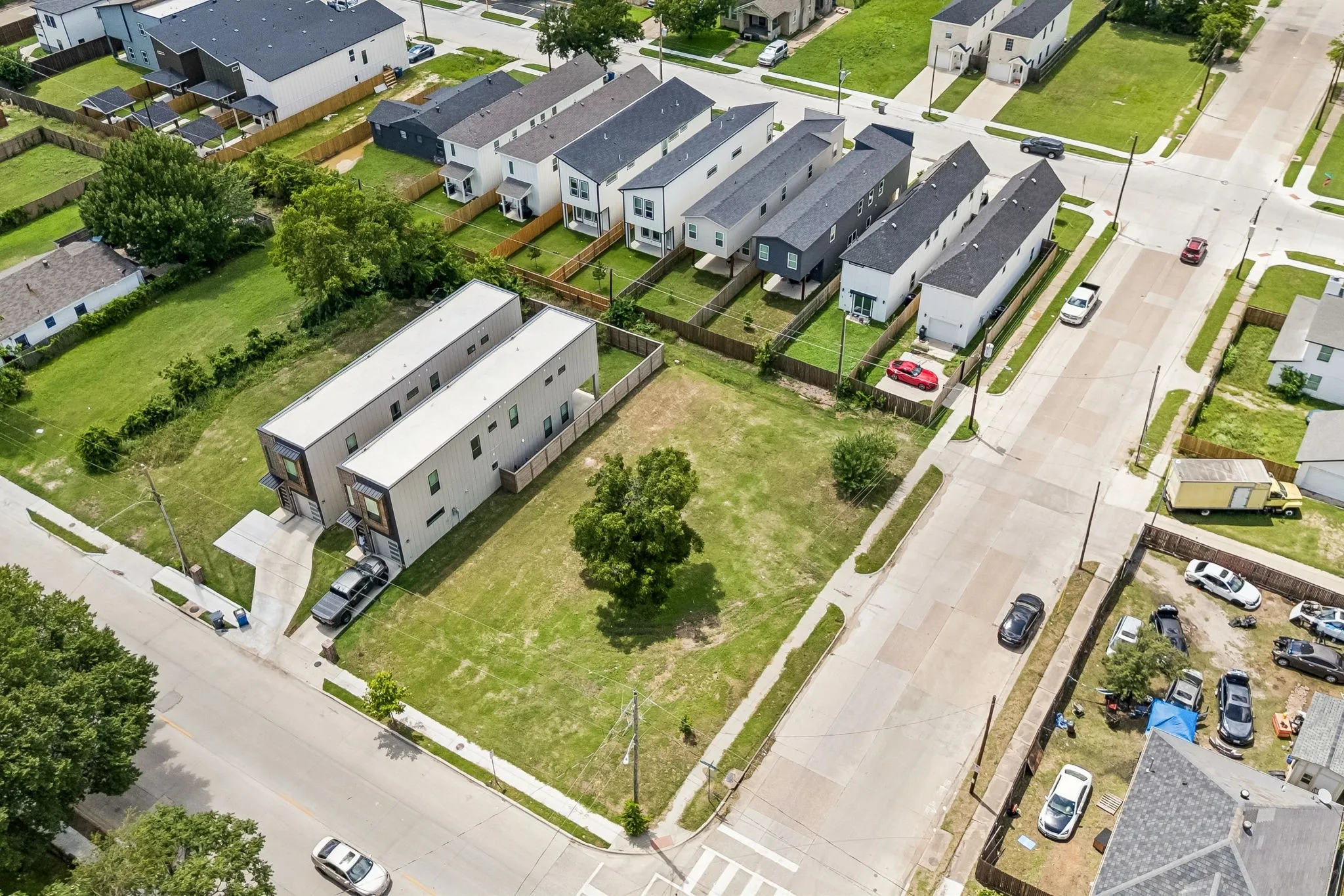 Unimproved Land For Sale in Dallas County , 2535 Pennsylvania Avenue, Dallas, Texas 75215, 0, 0, Garage spaces, 0 Sqft, built in 0, mls#21311975, Real Estate Agent in Dallas, Homes For Sale in Dallas county, Homes For Sale in Dallas, Realtor in Dallas Texas, Real Estate Brokerage Independent Realty Texas, Luminita Cordes Realtor
