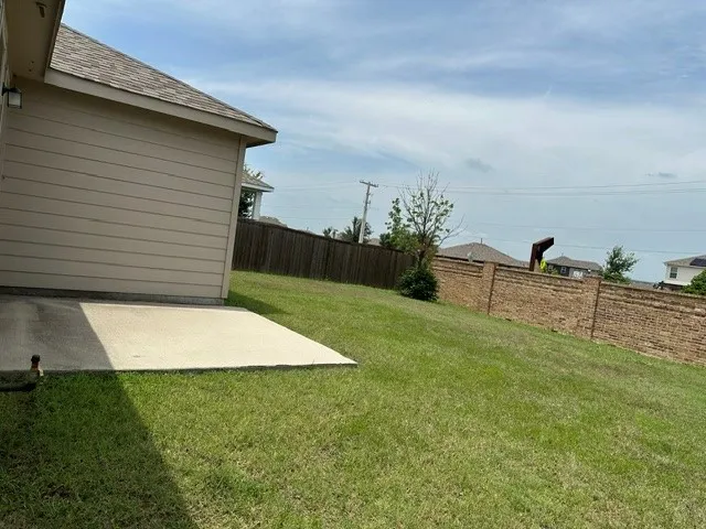 Single Family Residence For Sale in Denton County , 2757 Tobias Lane, Aubrey, Texas 76227, 3 Bedroom, 2 Bathroom, 2 Garage spaces, 1,545 Sqft, built in 2019, mls#21310694, Real Estate Agent in Aubrey, Homes For Sale in Denton county, Homes For Sale in Aubrey, Realtor in Aubrey Texas, Real Estate Brokerage Independent Realty Texas, Luminita Cordes Realtor