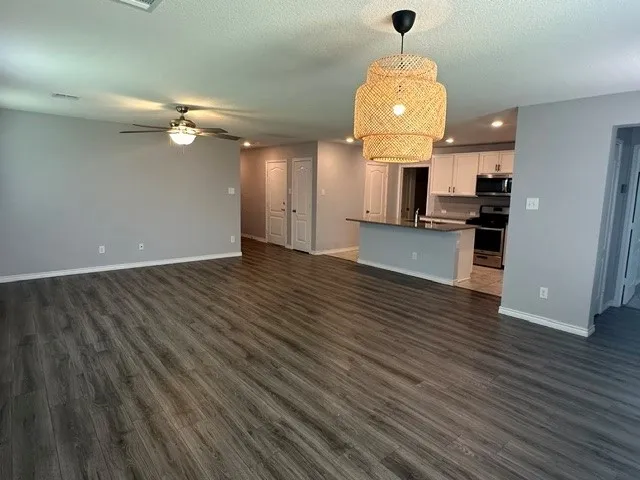 Single Family Residence For Sale in Denton County , 2757 Tobias Lane, Aubrey, Texas 76227, 3 Bedroom, 2 Bathroom, 2 Garage spaces, 1,545 Sqft, built in 2019, mls#21310694, Real Estate Agent in Aubrey, Homes For Sale in Denton county, Homes For Sale in Aubrey, Realtor in Aubrey Texas, Real Estate Brokerage Independent Realty Texas, Luminita Cordes Realtor