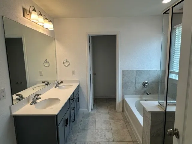 Single Family Residence For Sale in Denton County , 2757 Tobias Lane, Aubrey, Texas 76227, 3 Bedroom, 2 Bathroom, 2 Garage spaces, 1,545 Sqft, built in 2019, mls#21310694, Real Estate Agent in Aubrey, Homes For Sale in Denton county, Homes For Sale in Aubrey, Realtor in Aubrey Texas, Real Estate Brokerage Independent Realty Texas, Luminita Cordes Realtor