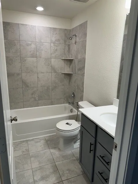 Single Family Residence For Sale in Denton County , 2757 Tobias Lane, Aubrey, Texas 76227, 3 Bedroom, 2 Bathroom, 2 Garage spaces, 1,545 Sqft, built in 2019, mls#21310694, Real Estate Agent in Aubrey, Homes For Sale in Denton county, Homes For Sale in Aubrey, Realtor in Aubrey Texas, Real Estate Brokerage Independent Realty Texas, Luminita Cordes Realtor