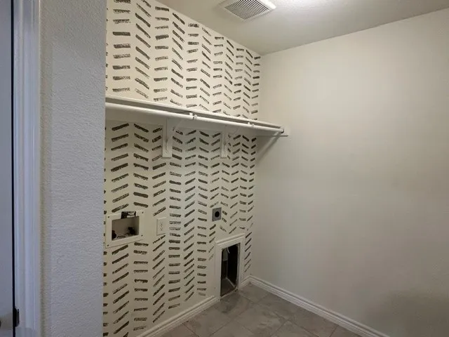 Single Family Residence For Sale in Denton County , 2757 Tobias Lane, Aubrey, Texas 76227, 3 Bedroom, 2 Bathroom, 2 Garage spaces, 1,545 Sqft, built in 2019, mls#21310694, Real Estate Agent in Aubrey, Homes For Sale in Denton county, Homes For Sale in Aubrey, Realtor in Aubrey Texas, Real Estate Brokerage Independent Realty Texas, Luminita Cordes Realtor