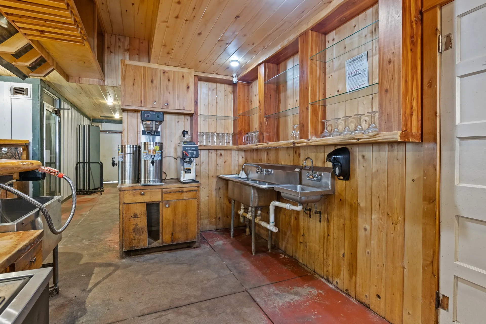 Business For Sale in Cass County , 8 N Main Street, Avinger, Texas 75630, 0, 0, Garage spaces, 0 Sqft, built in 1912, Price $498,000, mls#21312070, Real Estate Agent in Avinger, Homes For Sale in Cass county, Homes For Sale in Avinger, Realtor in Avinger Texas, Real Estate Brokerage Independent Realty Texas, Luminita Cordes Realtor