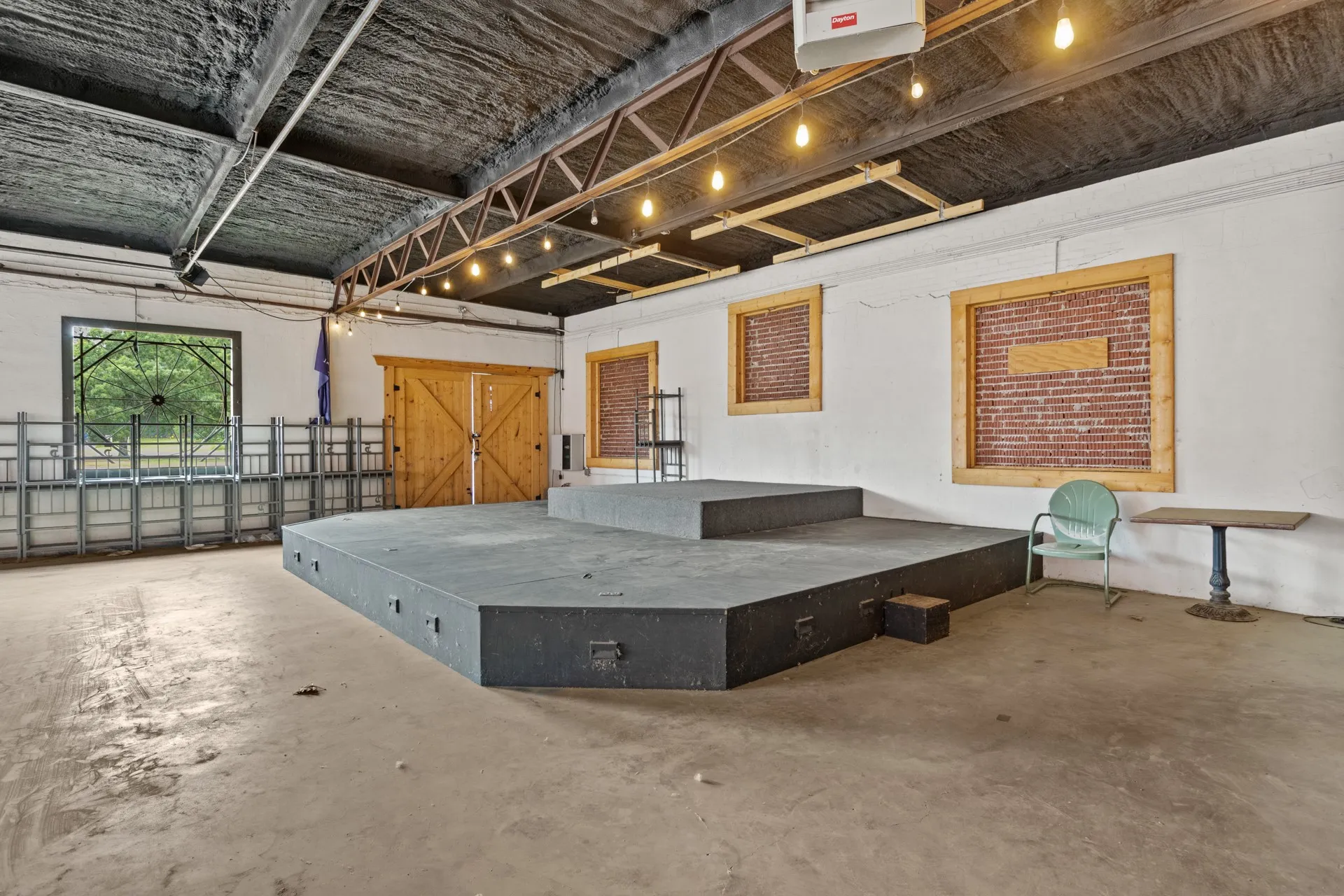 Stage