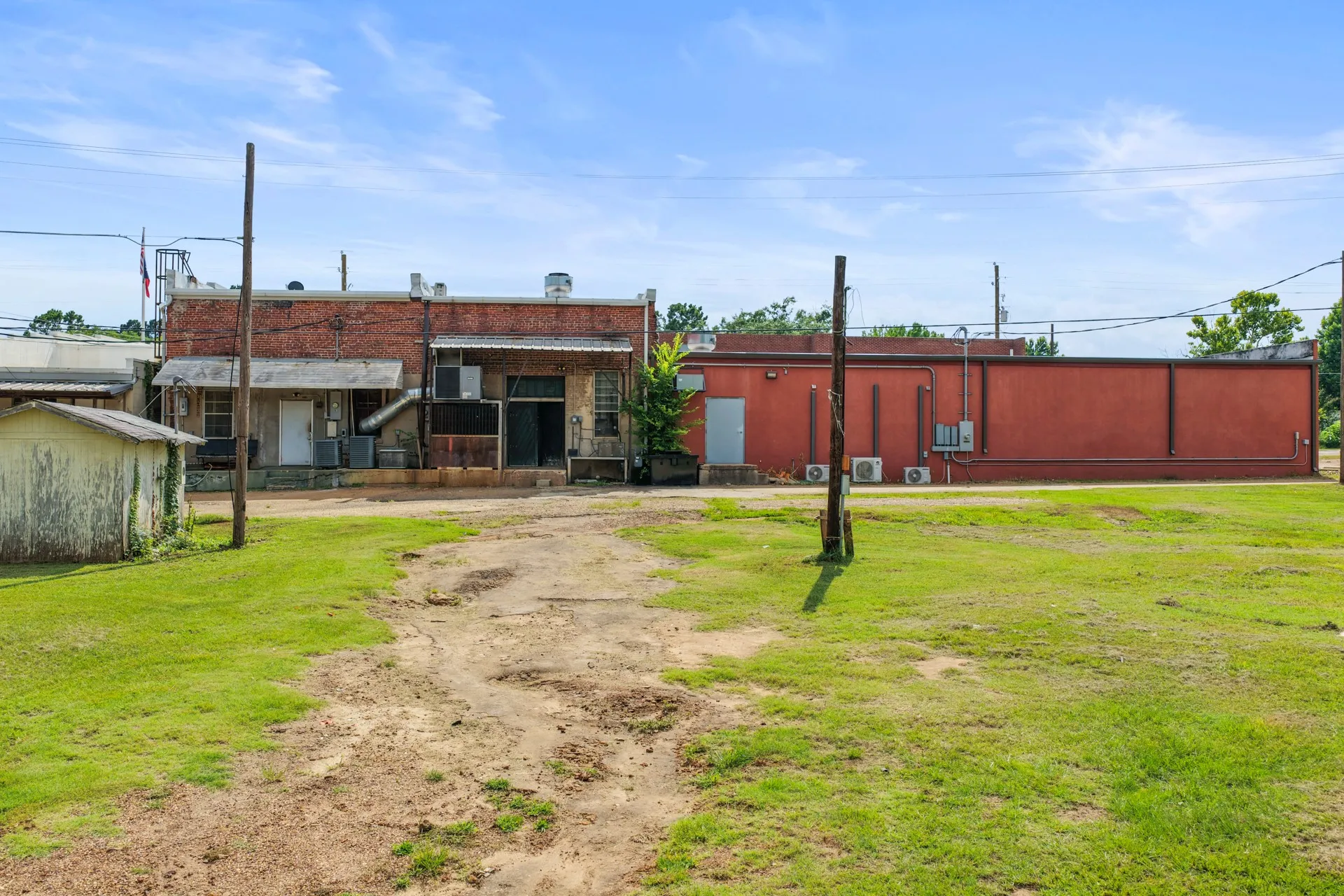 Business For Sale in Cass County , 8 N Main Street, Avinger, Texas 75630, 0, 0, Garage spaces, 0 Sqft, built in 1912, Price $498,000, mls#21312070, Real Estate Agent in Avinger, Homes For Sale in Cass county, Homes For Sale in Avinger, Realtor in Avinger Texas, Real Estate Brokerage Independent Realty Texas, Luminita Cordes Realtor