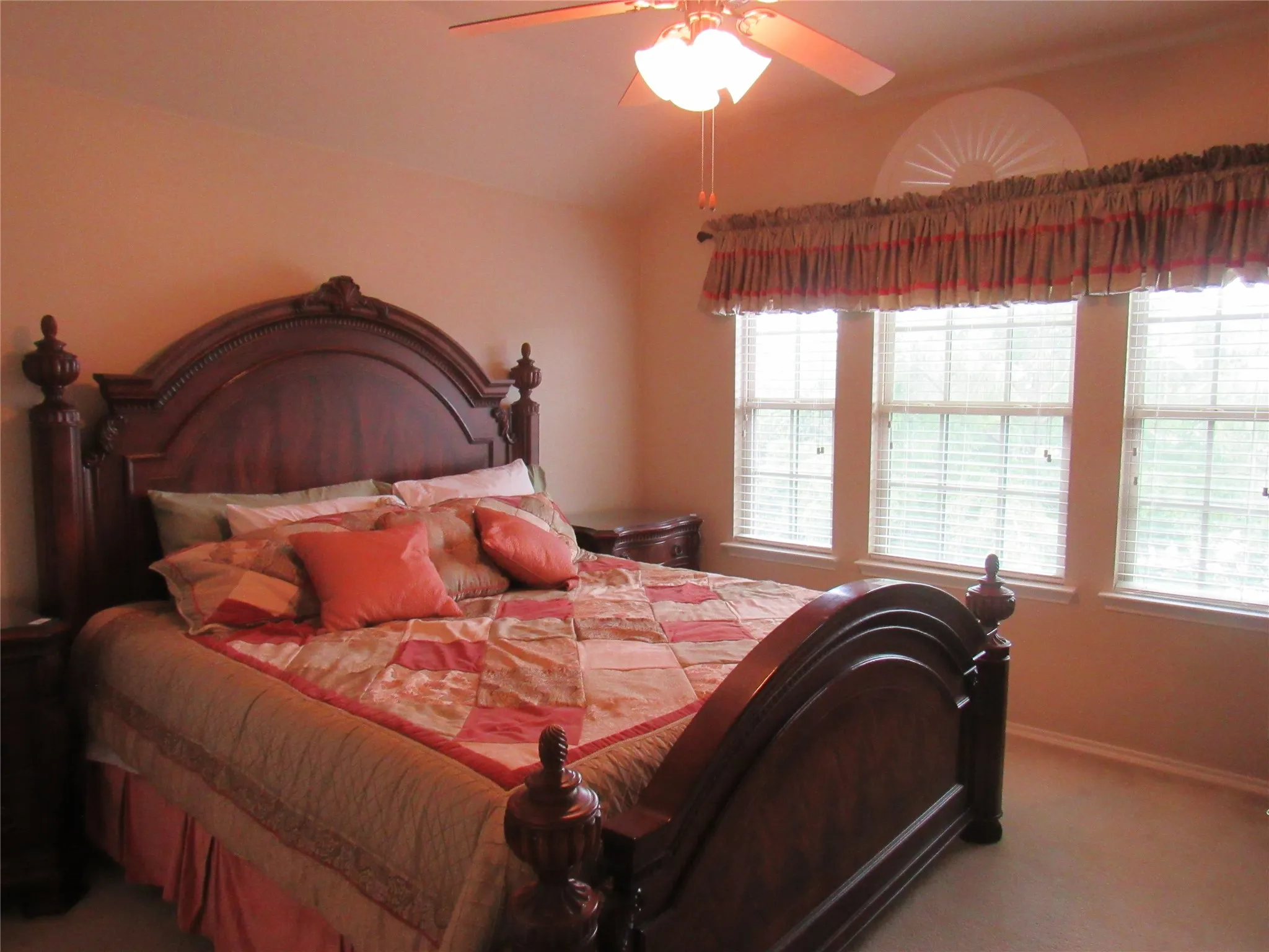 Single Family Residence For Sale in Grayson County , 1513 San Carlos Drive, Van Alstyne, Texas 75495, 4 Bedrooms, 3 Bathrooms, 2 Garage spaces, 2,490 Sqft, built in 2013, Price $415,000, mls#21311360, Real Estate Agent in Van Alstyne, Homes For Sale in Grayson county, Homes For Sale in Van Alstyne, Realtor in Van Alstyne Texas, Real Estate Brokerage Independent Realty Texas, Luminita Cordes Realtor