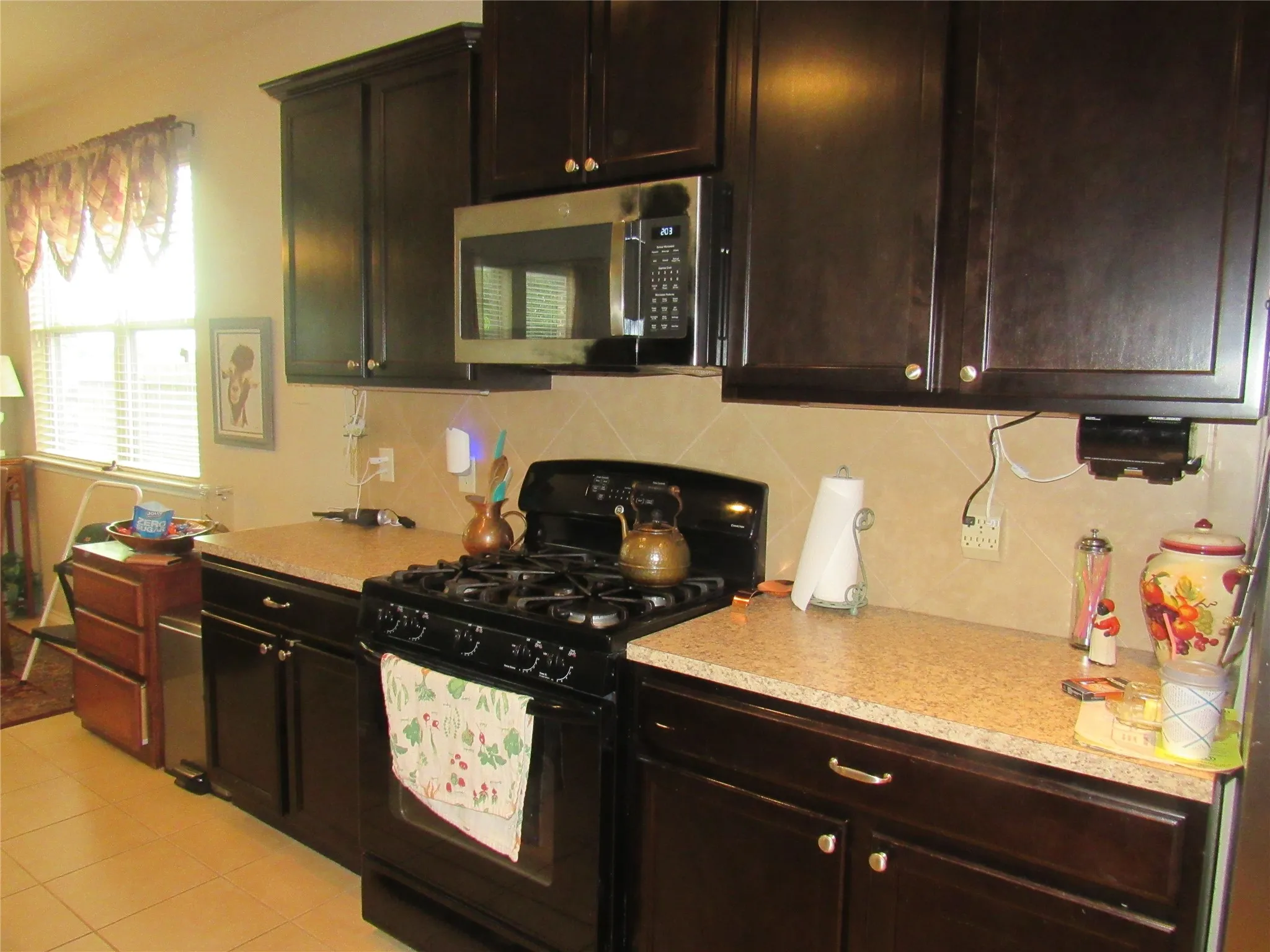 Single Family Residence For Sale in Grayson County , 1513 San Carlos Drive, Van Alstyne, Texas 75495, 4 Bedrooms, 3 Bathrooms, 2 Garage spaces, 2,490 Sqft, built in 2013, Price $415,000, mls#21311360, Real Estate Agent in Van Alstyne, Homes For Sale in Grayson county, Homes For Sale in Van Alstyne, Realtor in Van Alstyne Texas, Real Estate Brokerage Independent Realty Texas, Luminita Cordes Realtor