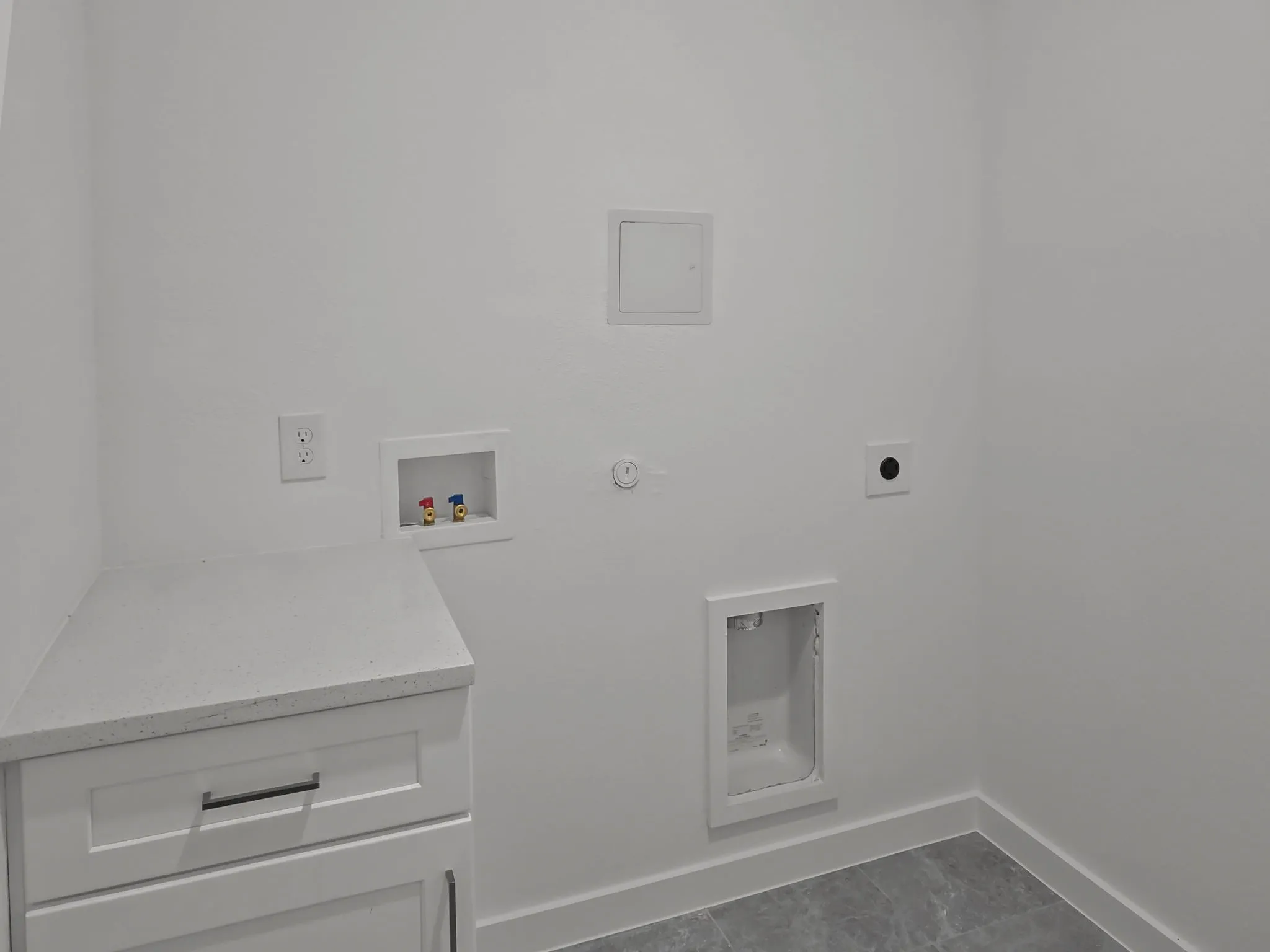 Townhouse For Sale in Tarrant County , 9700 Thorncrown Lane, Fort Worth, Texas 76179, 3 Bedrooms, 3 Bathrooms, 2 Garage spaces, 1,907 Sqft, built in 2026, Price $337,900, mls#21312101, Real Estate Agent in Fort Worth, Homes For Sale in Tarrant county, Homes For Sale in Fort Worth, Realtor in Fort Worth Texas, Real Estate Brokerage Independent Realty Texas, Luminita Cordes Realtor