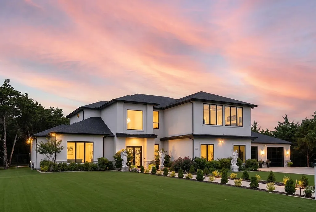 Single Family Residence For Sale in Dallas County , 234 City View Court, Cedar Hill, Texas 75104, 7 Bedroom, 8 Bathroom, 5 Garage spaces, 5,834 Sqft, built in 2021, mls#21311419, Real Estate Agent in Cedar Hill, Homes For Sale in Dallas county, Homes For Sale in Cedar Hill, Realtor in Cedar Hill Texas, Real Estate Brokerage Independent Realty Texas, Luminita Cordes Realtor