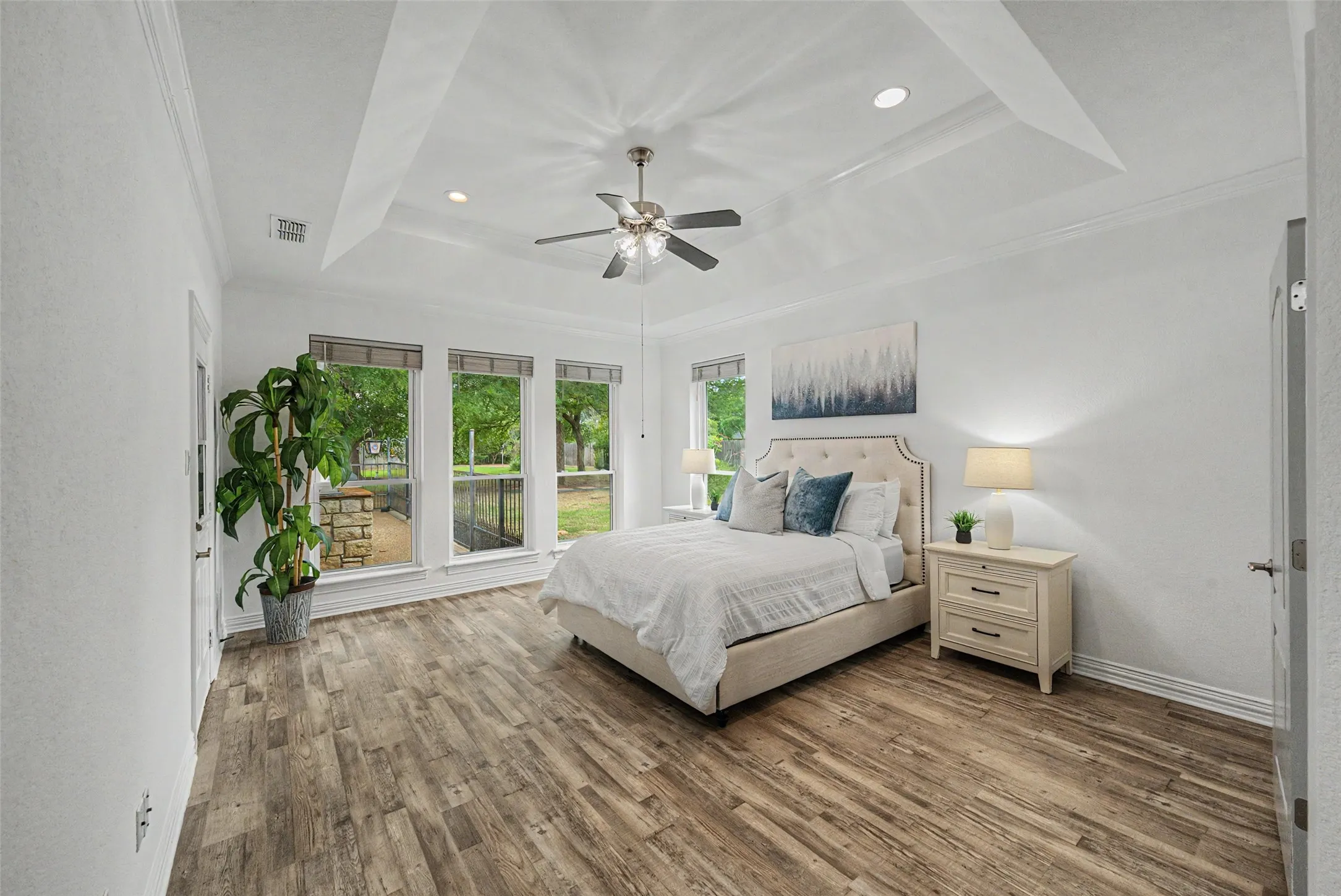 Single Family Residence For Sale in Parker County , 1304 Greenview Drive, Aledo, Texas 76008, 4 Bedroom, 4 Bathroom, 3 Garage spaces, 3,205 Sqft, built in 1995, mls#21311209, Real Estate Agent in Aledo, Homes For Sale in Parker county, Homes For Sale in Aledo, Realtor in Aledo Texas, Real Estate Brokerage Independent Realty Texas, Luminita Cordes Realtor
