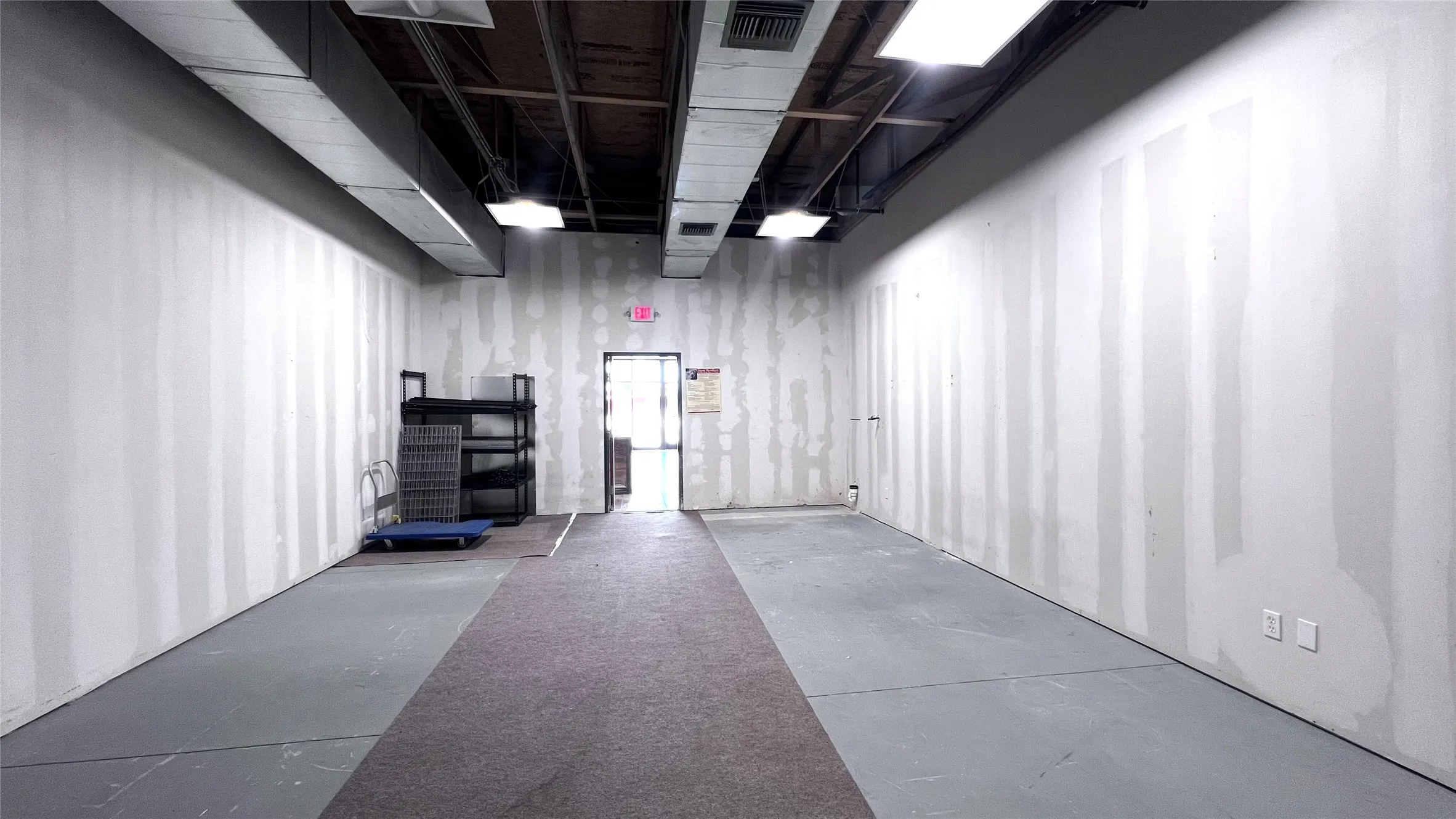 Retail For Rent in Denton County , 26744 E university Drive 400, Little Elm, Texas 76227, 0, 0, Garage spaces, 0 Sqft, built in 2008, mls#21312144, Real Estate Agent in Little Elm, Homes For Rent in Denton county, Homes For Rent in Little Elm, Realtor in Little Elm Texas, Real Estate Brokerage Independent Realty Texas, Luminita Cordes Realtor