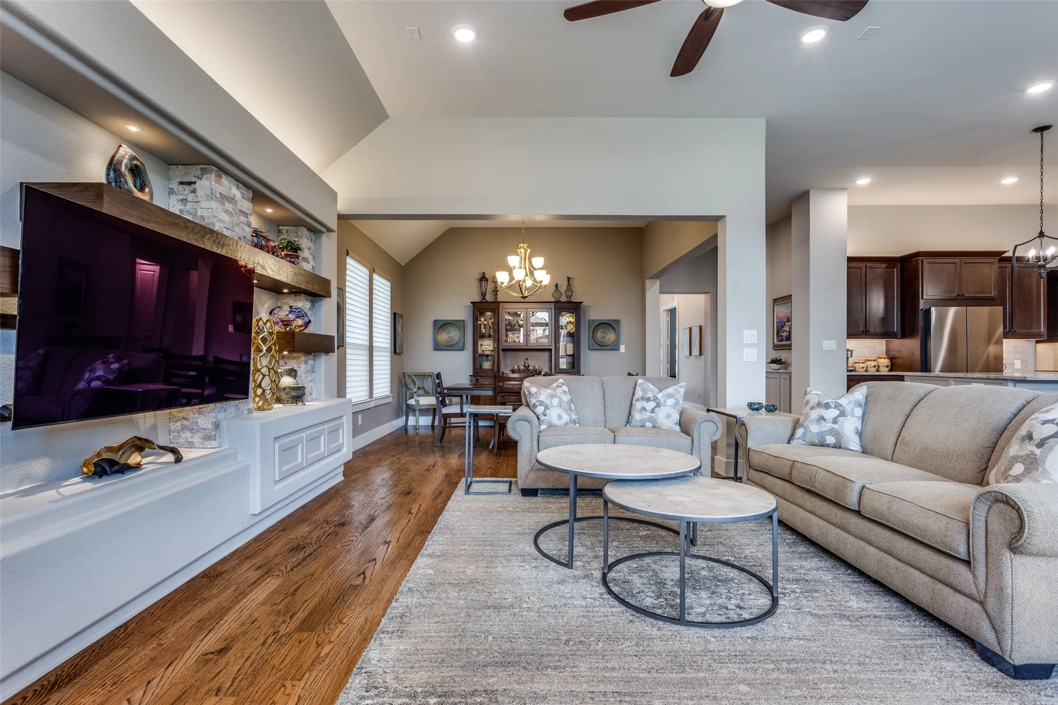 Single Family Residence For Sale in Collin County , 1008 Huffines Boulevard, Wylie, Texas 75098, 3 Bedroom, 3 Bathroom, 3 Garage spaces, 2,633 Sqft, built in 2025, mls#21308898, Real Estate Agent in Wylie, Homes For Sale in Collin county, Homes For Sale in Wylie, Realtor in Wylie Texas, Real Estate Brokerage Independent Realty Texas, Luminita Cordes Realtor