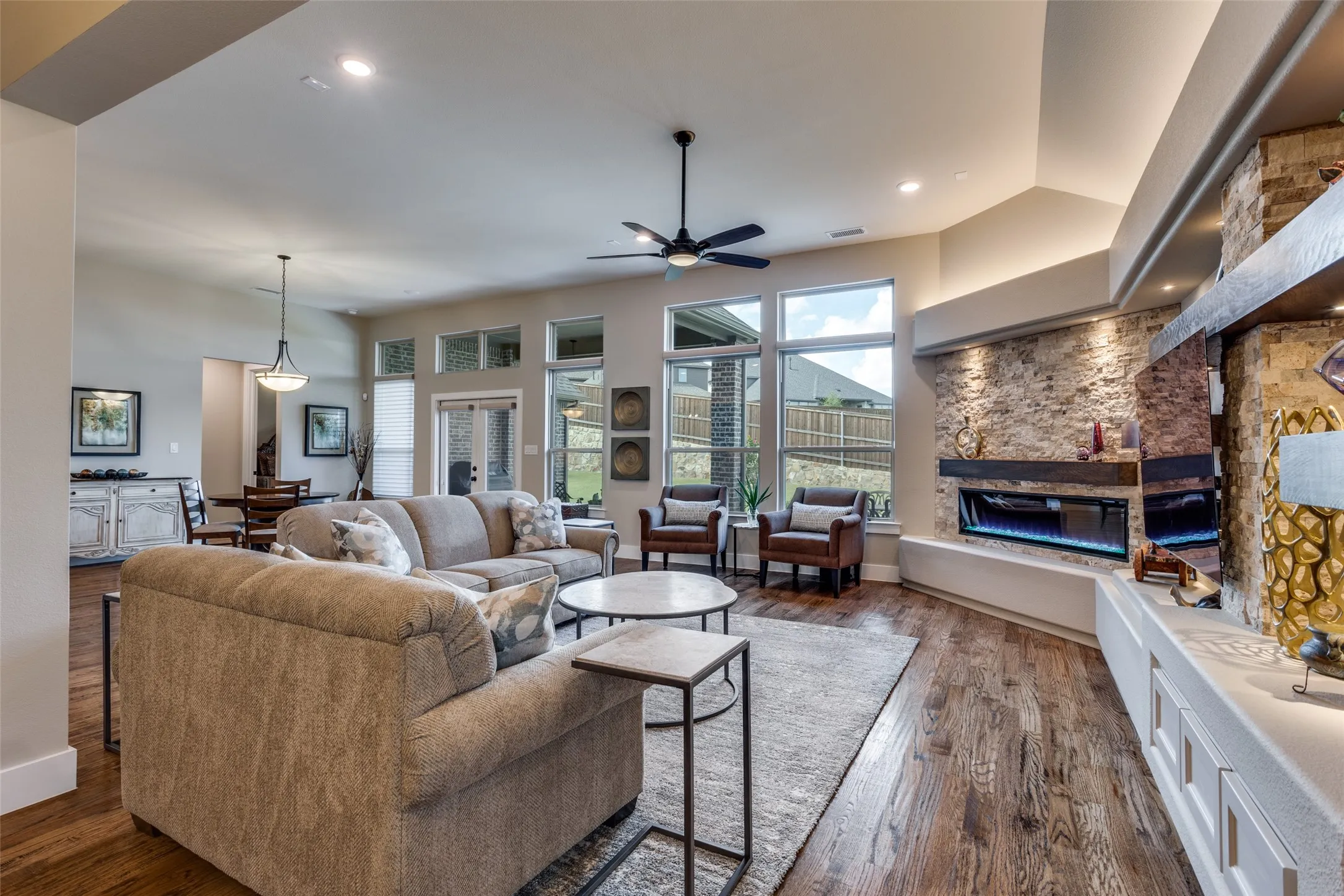 Single Family Residence For Sale in Collin County , 1008 Huffines Boulevard, Wylie, Texas 75098, 3 Bedroom, 3 Bathroom, 3 Garage spaces, 2,633 Sqft, built in 2025, mls#21308898, Real Estate Agent in Wylie, Homes For Sale in Collin county, Homes For Sale in Wylie, Realtor in Wylie Texas, Real Estate Brokerage Independent Realty Texas, Luminita Cordes Realtor