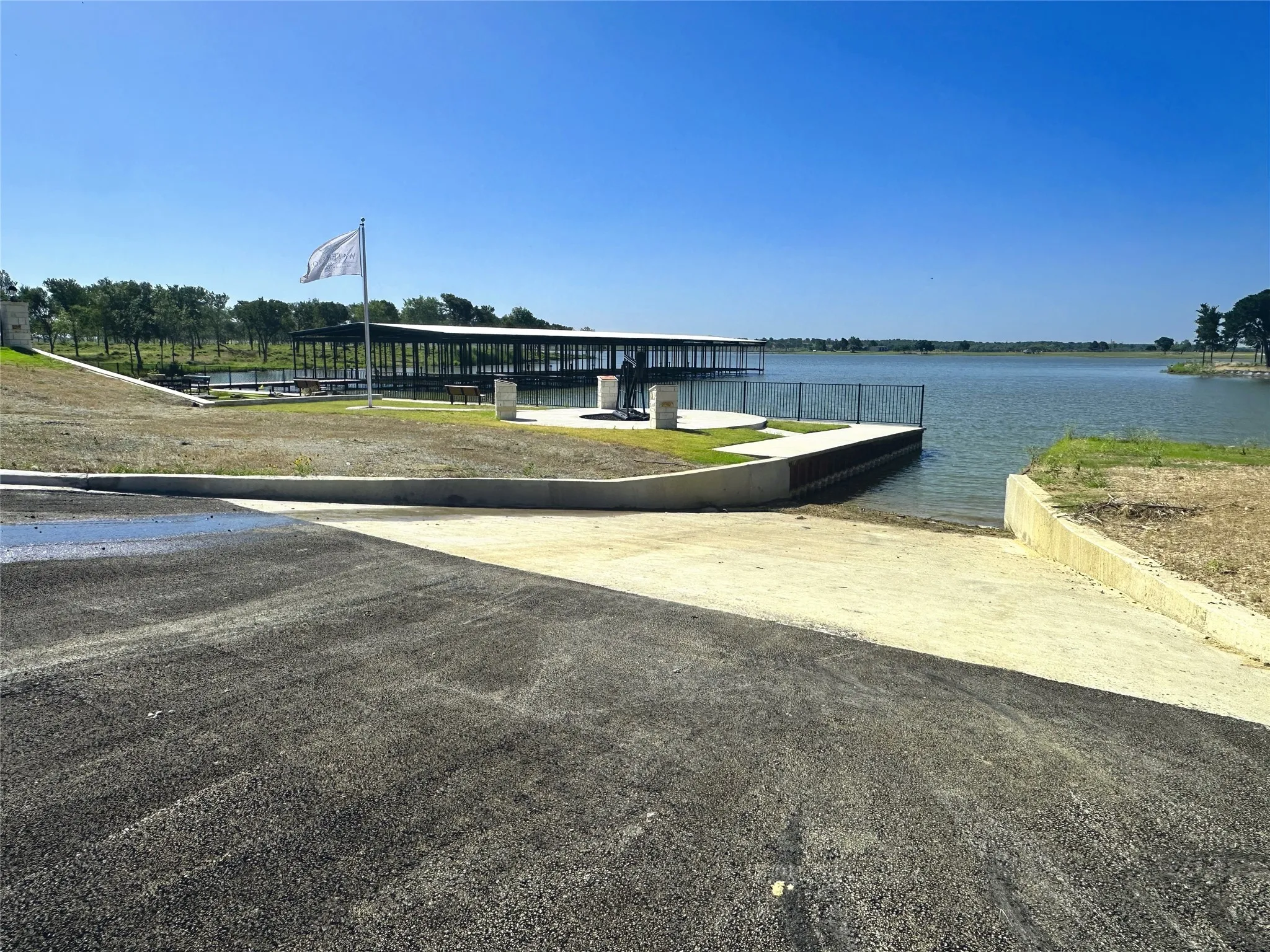 Private community boat ramp providing quick and easy access to Lake Halbert.