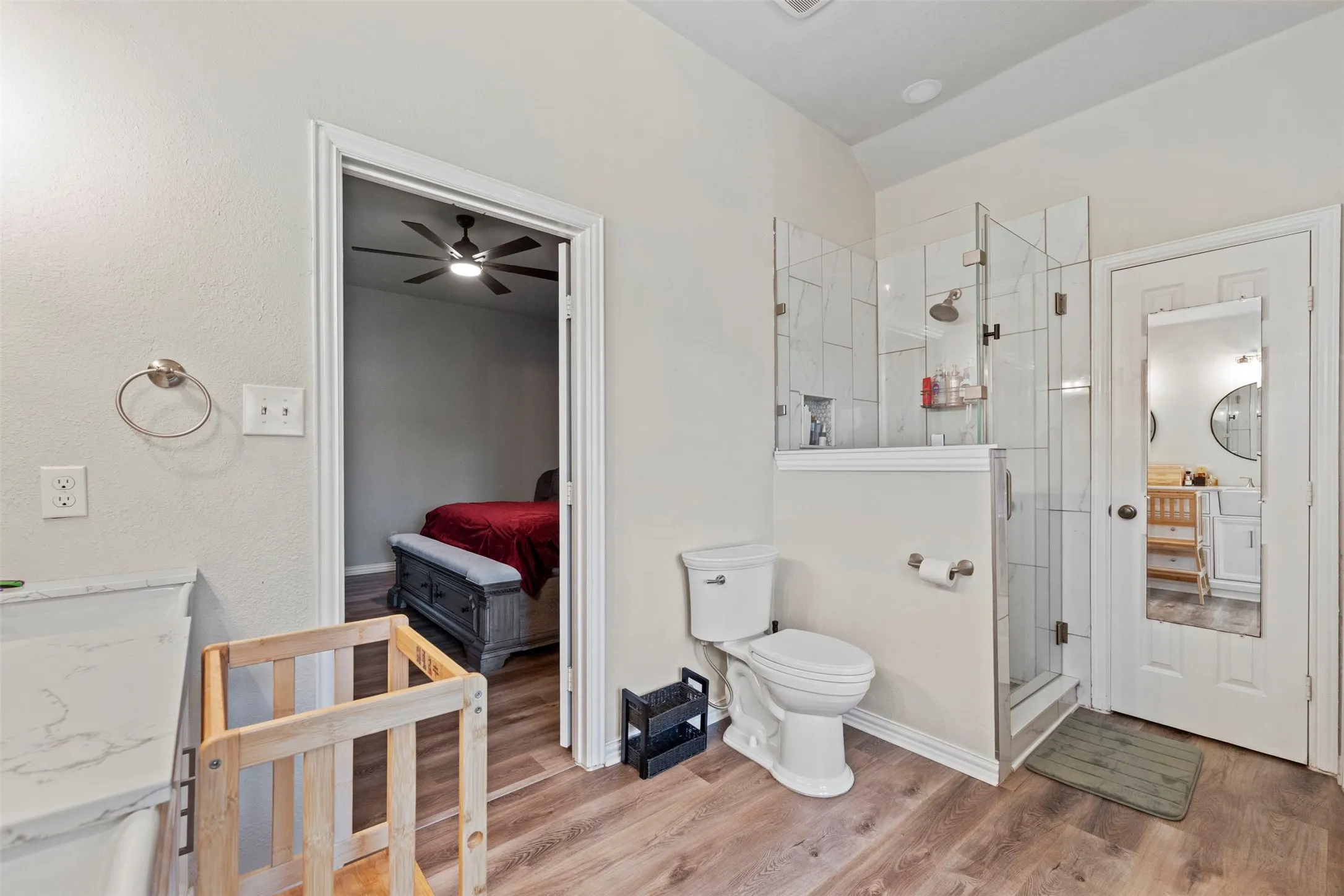 Single Family Residence For Sale in Johnson County , 3909 Timbercrest Drive E, Burleson, Texas 76028, 3 Bedroom, 2 Bathroom, 3 Garage spaces, 1,900 Sqft, built in 2000, mls#21298039, Real Estate Agent in Burleson, Homes For Sale in Johnson county, Homes For Sale in Burleson, Realtor in Burleson Texas, Real Estate Brokerage Independent Realty Texas, Luminita Cordes Realtor