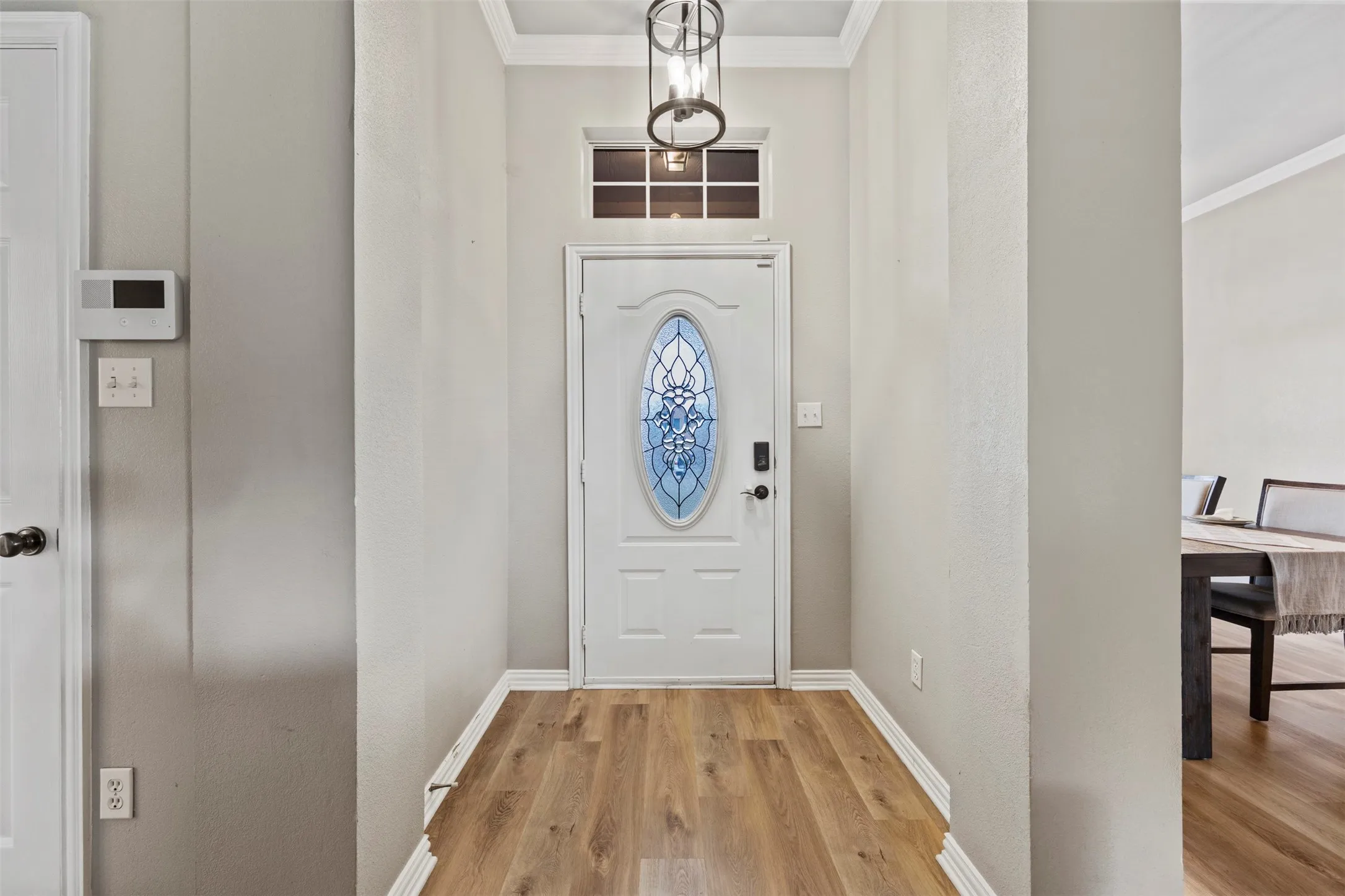 Single Family Residence For Sale in Johnson County , 3909 Timbercrest Drive E, Burleson, Texas 76028, 3 Bedroom, 2 Bathroom, 3 Garage spaces, 1,900 Sqft, built in 2000, mls#21298039, Real Estate Agent in Burleson, Homes For Sale in Johnson county, Homes For Sale in Burleson, Realtor in Burleson Texas, Real Estate Brokerage Independent Realty Texas, Luminita Cordes Realtor