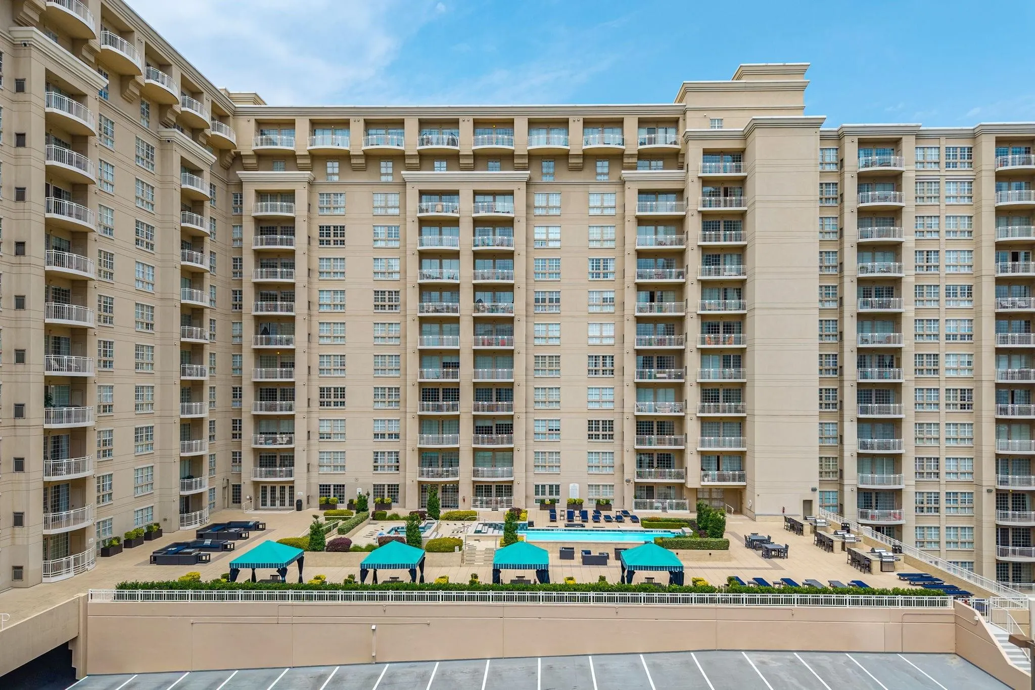 Condominium For Sale in Dallas County , 3225 Turtle Creek Boulevard 632, Dallas, Texas 75219, 1 Bedroom, 1 Bathroom, 1 Garage spaces, 832 Sqft, built in 1998, mls#21309137, Real Estate Agent in Dallas, Homes For Sale in Dallas county, Homes For Sale in Dallas, Realtor in Dallas Texas, Real Estate Brokerage Independent Realty Texas, Luminita Cordes Realtor