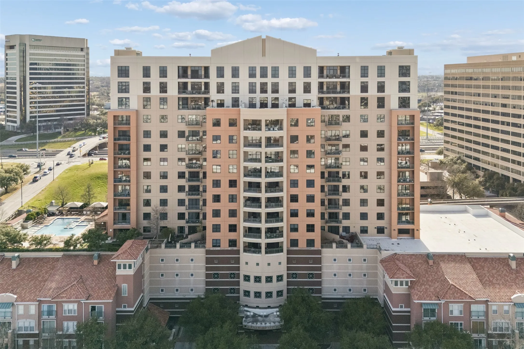 Condominium For Rent in Dallas County , 330 Las Colinas Boulevard E 434, Irving, Texas 75039, 1 Bedroom, 1 Bathroom, 1 Garage spaces, 805 Sqft, built in 2001, mls#21312157, Real Estate Agent in Irving, Homes For Rent in Dallas county, Homes For Rent in Irving, Realtor in Irving Texas, Real Estate Brokerage Independent Realty Texas, Luminita Cordes Realtor
