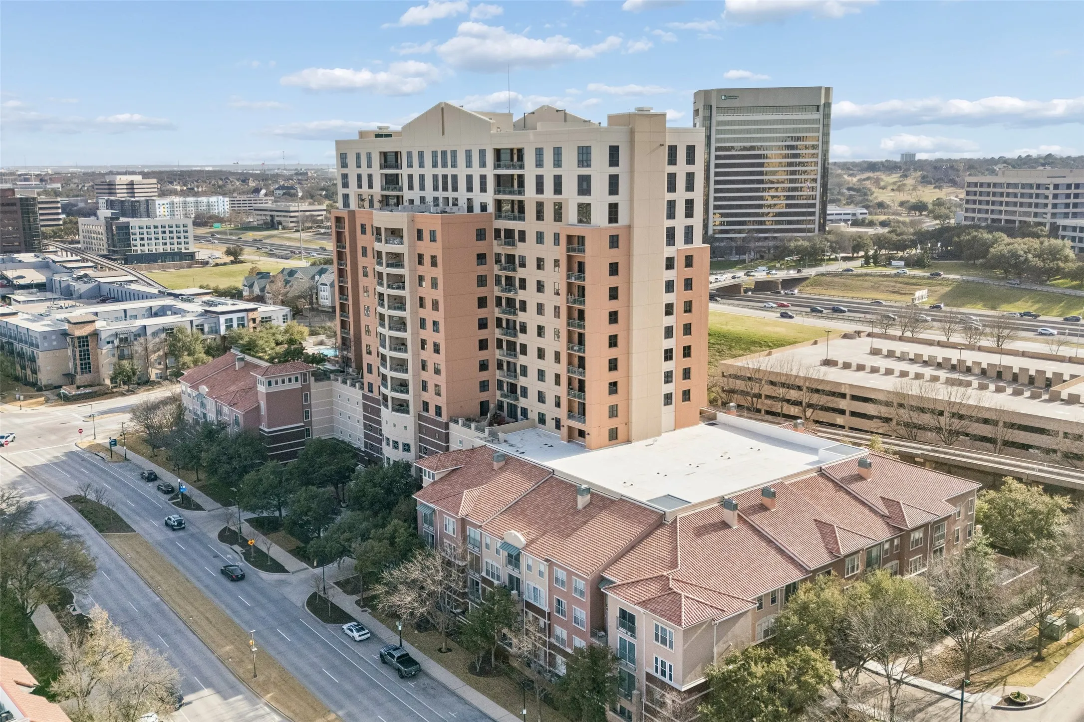 Condominium For Rent in Dallas County , 330 Las Colinas Boulevard E 434, Irving, Texas 75039, 1 Bedroom, 1 Bathroom, 1 Garage spaces, 805 Sqft, built in 2001, mls#21312157, Real Estate Agent in Irving, Homes For Rent in Dallas county, Homes For Rent in Irving, Realtor in Irving Texas, Real Estate Brokerage Independent Realty Texas, Luminita Cordes Realtor