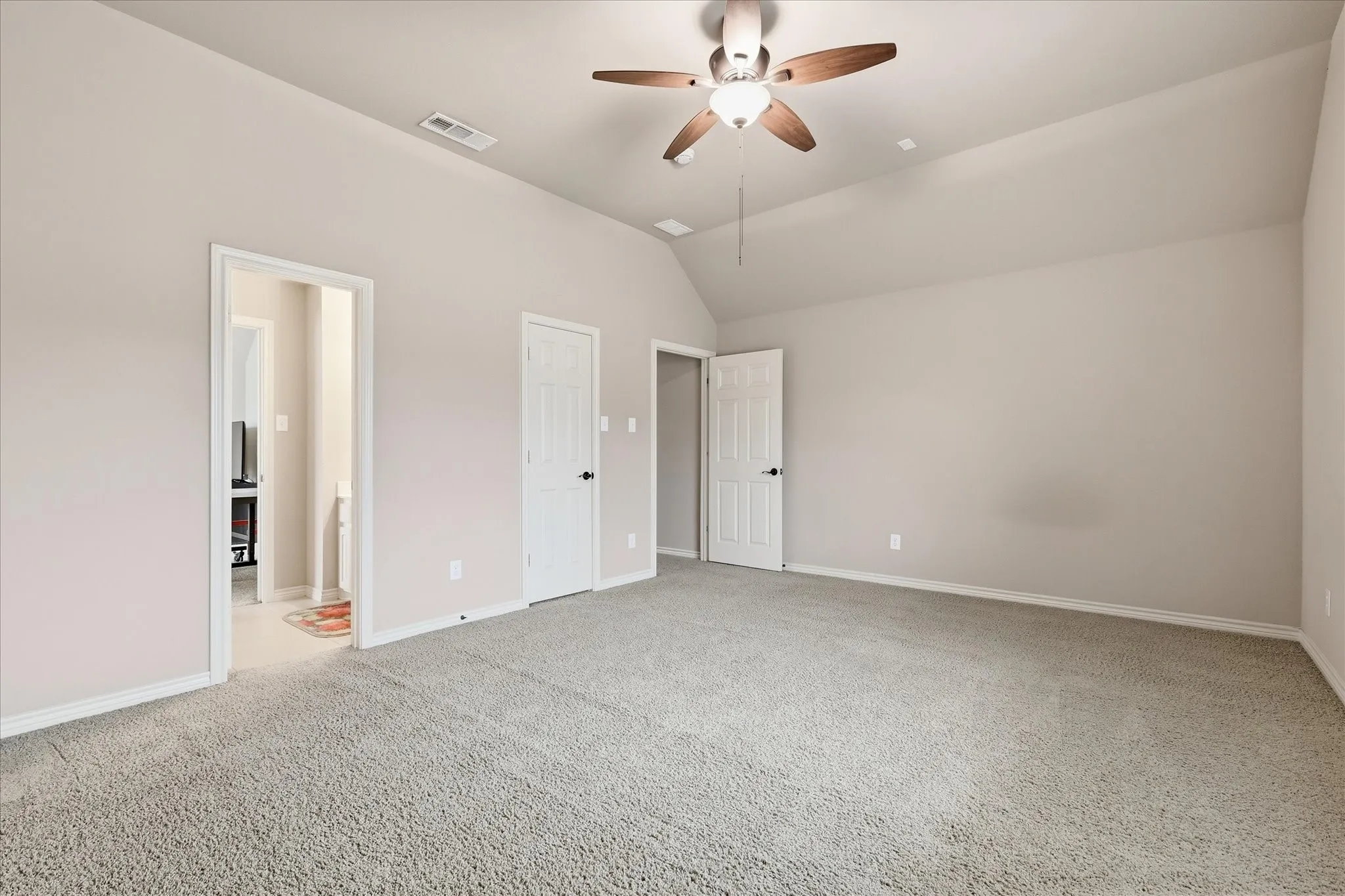 Single Family Residence For Sale in Collin County , 591 Lost Creek Drive, Prosper, Texas 75078, 5 Bedroom, 4 Bathroom, 3 Garage spaces, 4,124 Sqft, built in 2012, mls#21304789, Real Estate Agent in Prosper, Homes For Sale in Collin county, Homes For Sale in Prosper, Realtor in Prosper Texas, Real Estate Brokerage Independent Realty Texas, Luminita Cordes Realtor