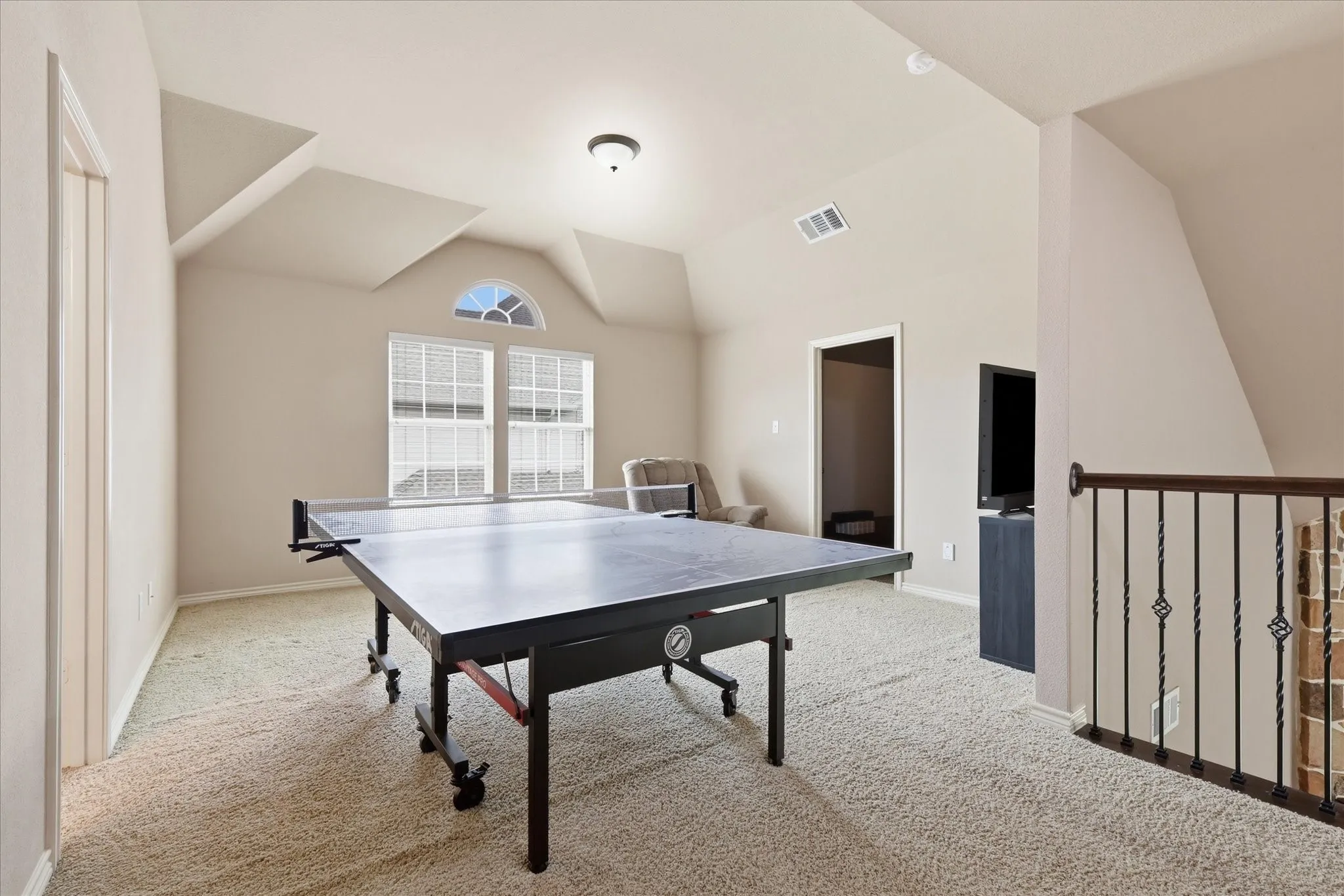 Single Family Residence For Sale in Collin County , 591 Lost Creek Drive, Prosper, Texas 75078, 5 Bedroom, 4 Bathroom, 3 Garage spaces, 4,124 Sqft, built in 2012, mls#21304789, Real Estate Agent in Prosper, Homes For Sale in Collin county, Homes For Sale in Prosper, Realtor in Prosper Texas, Real Estate Brokerage Independent Realty Texas, Luminita Cordes Realtor