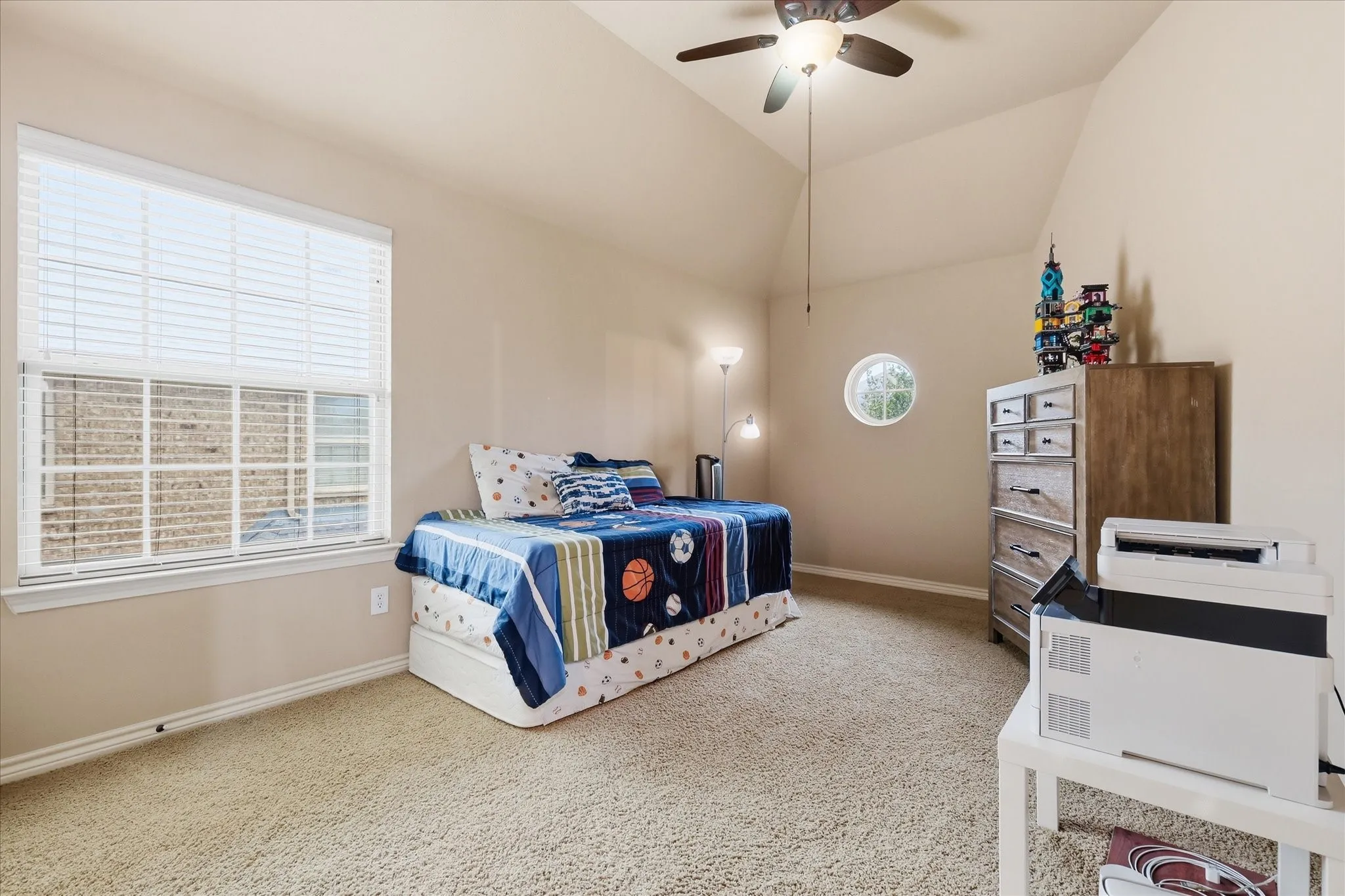 Single Family Residence For Sale in Collin County , 591 Lost Creek Drive, Prosper, Texas 75078, 5 Bedroom, 4 Bathroom, 3 Garage spaces, 4,124 Sqft, built in 2012, mls#21304789, Real Estate Agent in Prosper, Homes For Sale in Collin county, Homes For Sale in Prosper, Realtor in Prosper Texas, Real Estate Brokerage Independent Realty Texas, Luminita Cordes Realtor