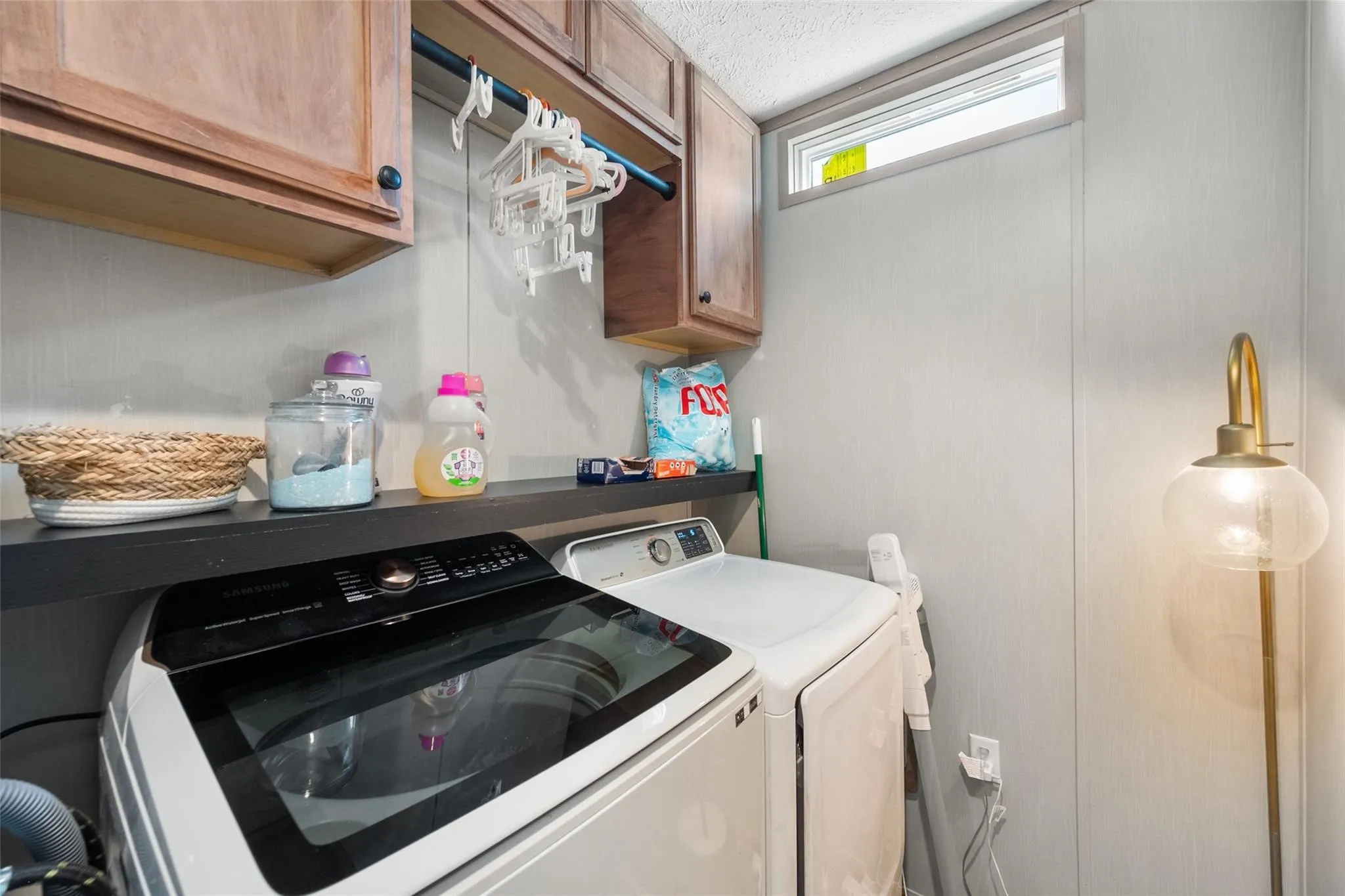 Mobile Home For Sale in Navarro County , 421 S Garitty Street, Frost, Texas 76641, 3 Bedroom, 2 Bathroom, Garage spaces, 1,216 Sqft, built in 2024, mls#21305556, Real Estate Agent in Frost, Homes For Sale in Navarro county, Homes For Sale in Frost, Realtor in Frost Texas, Real Estate Brokerage Independent Realty Texas, Luminita Cordes Realtor