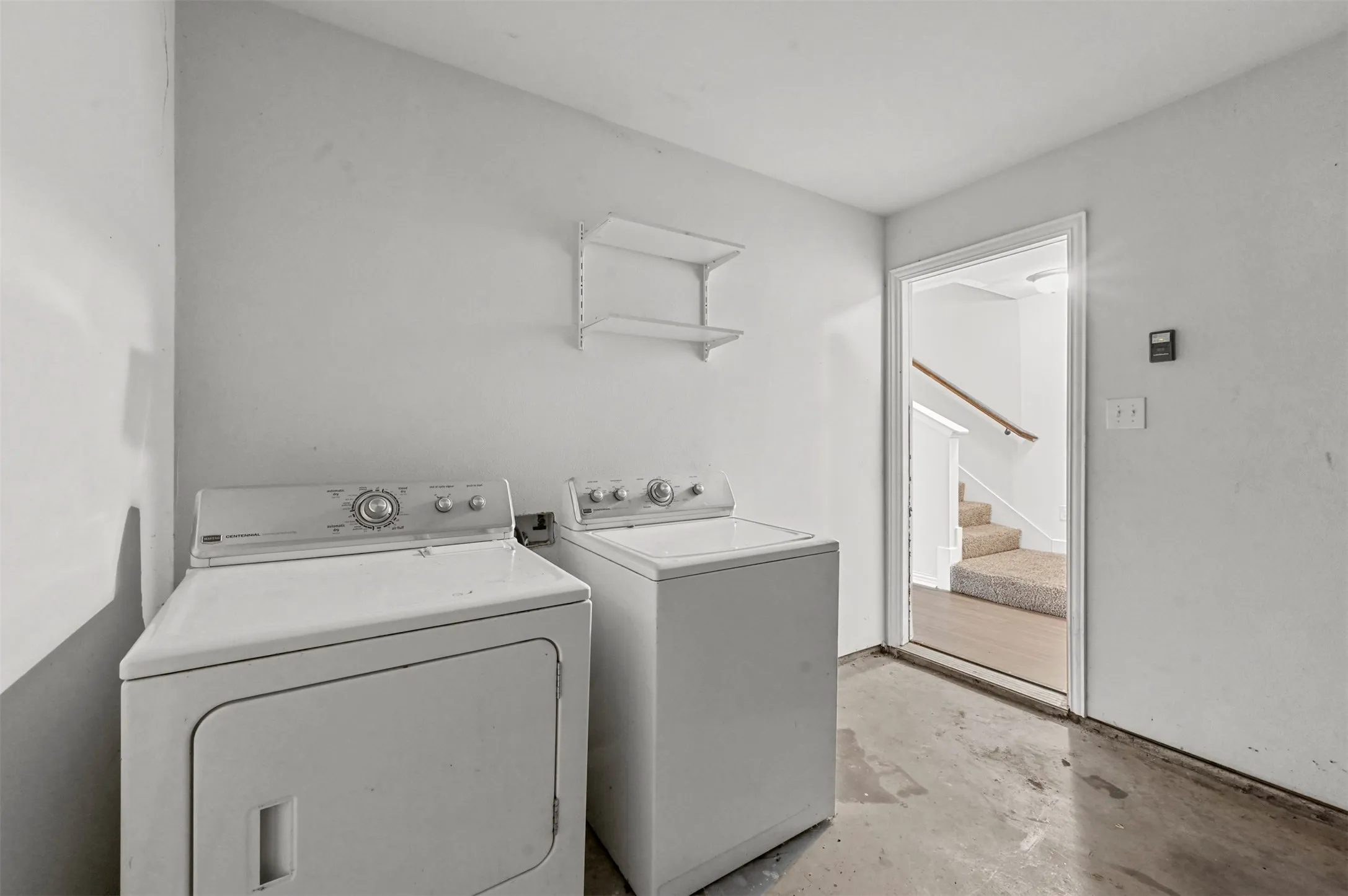 Duplex For Rent in Grayson County , 727 W Johnson Street A, Denison, Texas 75020, 3 Bedroom, 3 Bathroom, 1 Garage spaces, 1,238 Sqft, built in 2019, mls#21312235, Real Estate Agent in Denison, Homes For Rent in Grayson county, Homes For Rent in Denison, Realtor in Denison Texas, Real Estate Brokerage Independent Realty Texas, Luminita Cordes Realtor