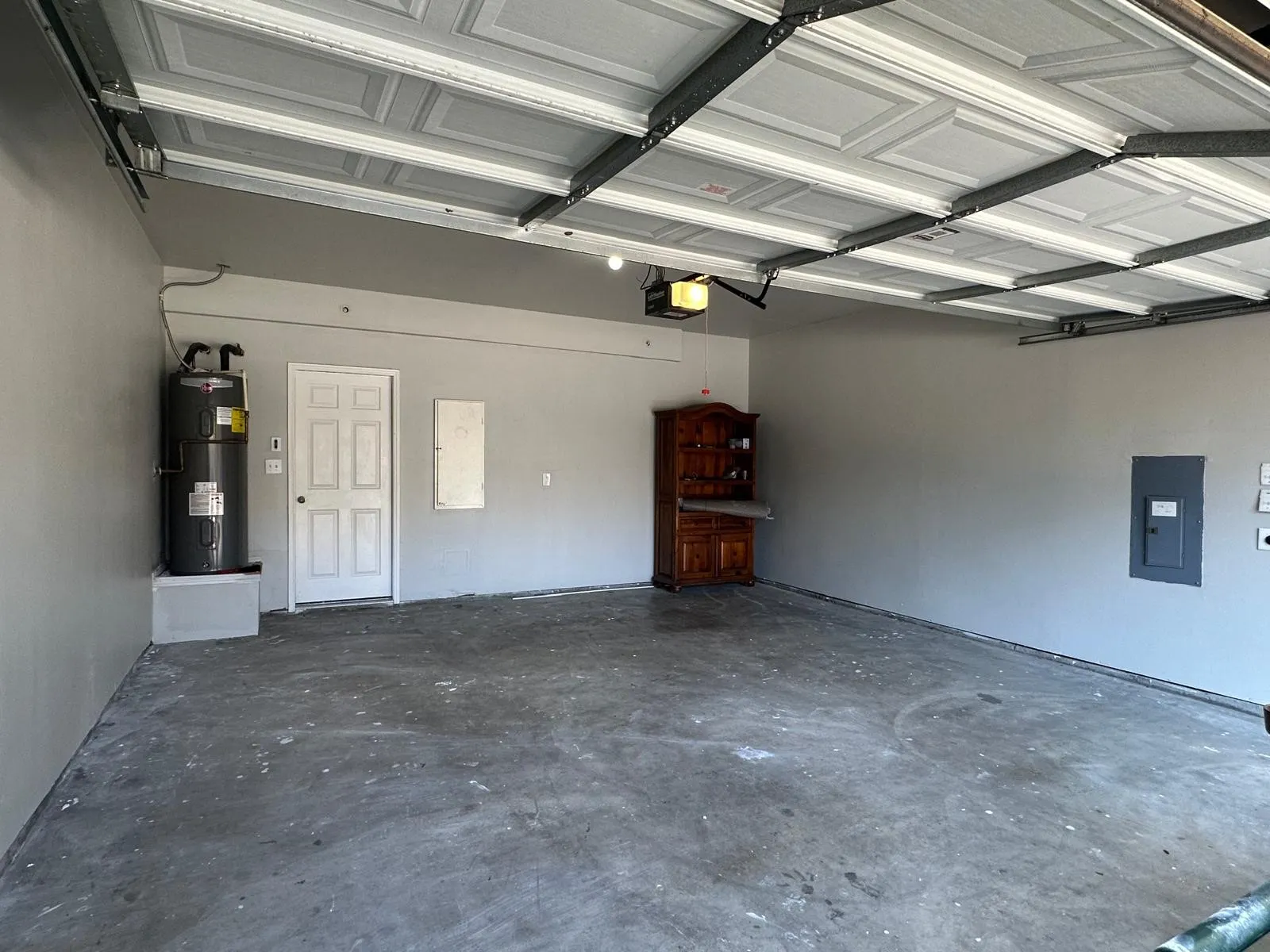 Townhouse For Sale in Collin County , 8601 Forest Highlands Drive, Plano, Texas 75024, 2 Bedroom, 2 Bathroom, 2 Garage spaces, 1,300 Sqft, built in 2004, Price $310,000, mls#21293139, Real Estate Agent in Plano, Homes For Sale in Collin county, Homes For Sale in Plano, Realtor in Plano Texas, Real Estate Brokerage Independent Realty Texas, Luminita Cordes Realtor