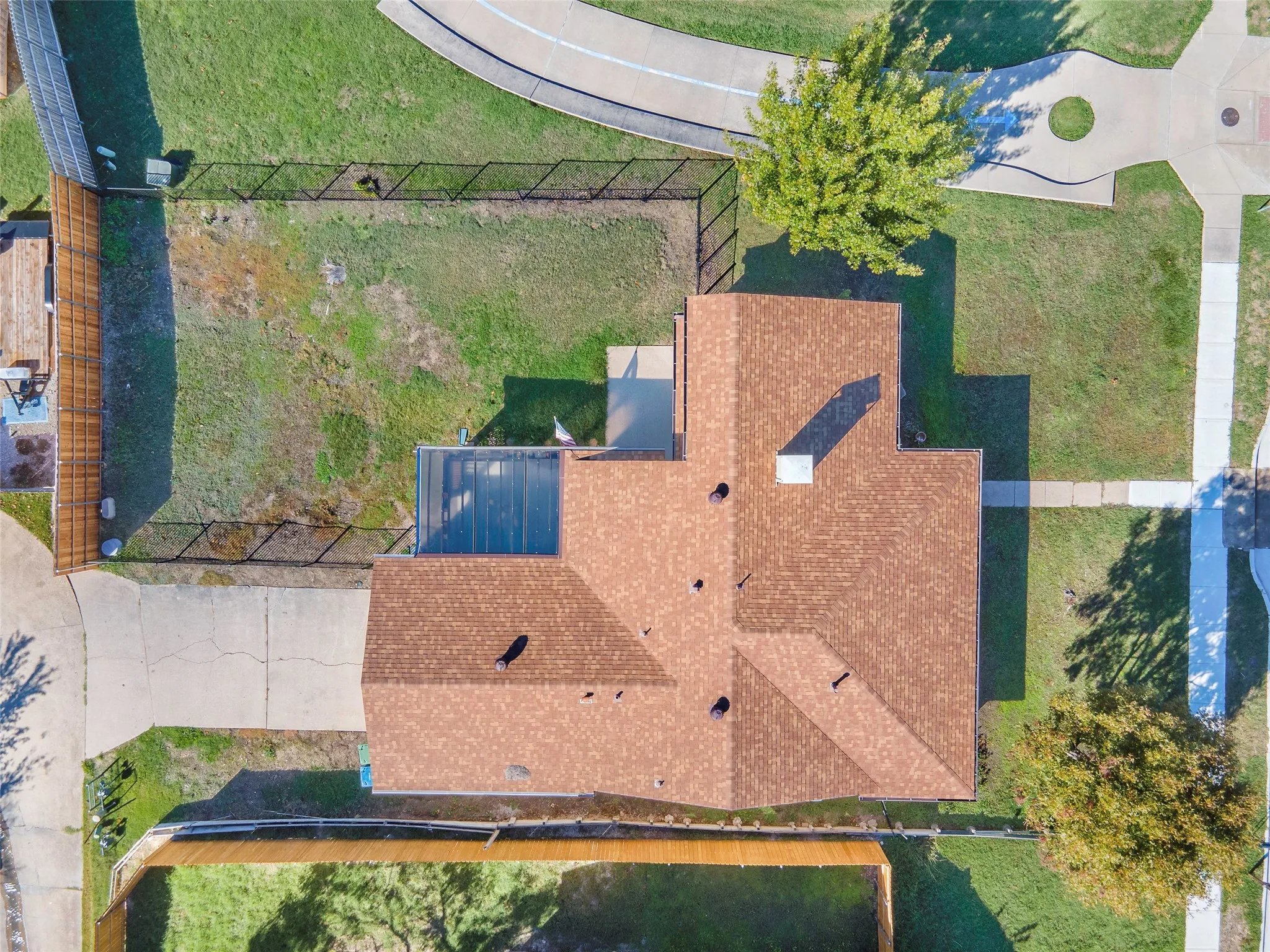 Single Family Residence For Rent in Denton County , 3719 Furneaux Lane, Carrollton, Texas 75007, 3 Bedroom, 2 Bathroom, 2 Garage spaces, 1,529 Sqft, built in 1983, mls#21311462, Real Estate Agent in Carrollton, Homes For Rent in Denton county, Homes For Rent in Carrollton, Realtor in Carrollton Texas, Real Estate Brokerage Independent Realty Texas, Luminita Cordes Realtor