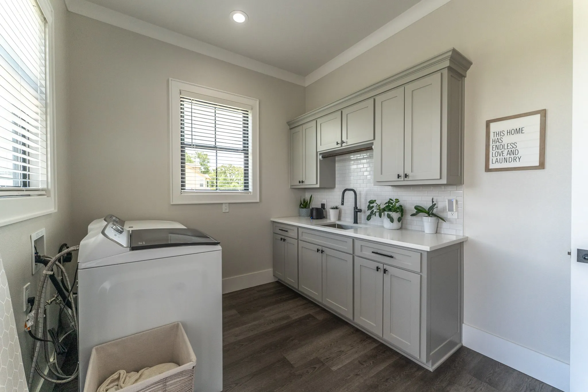 Single Family Residence For Sale in Hopkins County , 2865 County Road 2310, Sulphur Springs, Texas 75482, 4 Bedroom, 4 Bathroom, 2 Garage spaces, 2,956 Sqft, built in 2023, mls#21305743, Real Estate Agent in Sulphur Springs, Homes For Sale in Hopkins county, Homes For Sale in Sulphur Springs, Realtor in Sulphur Springs Texas, Real Estate Brokerage Independent Realty Texas, Luminita Cordes Realtor
