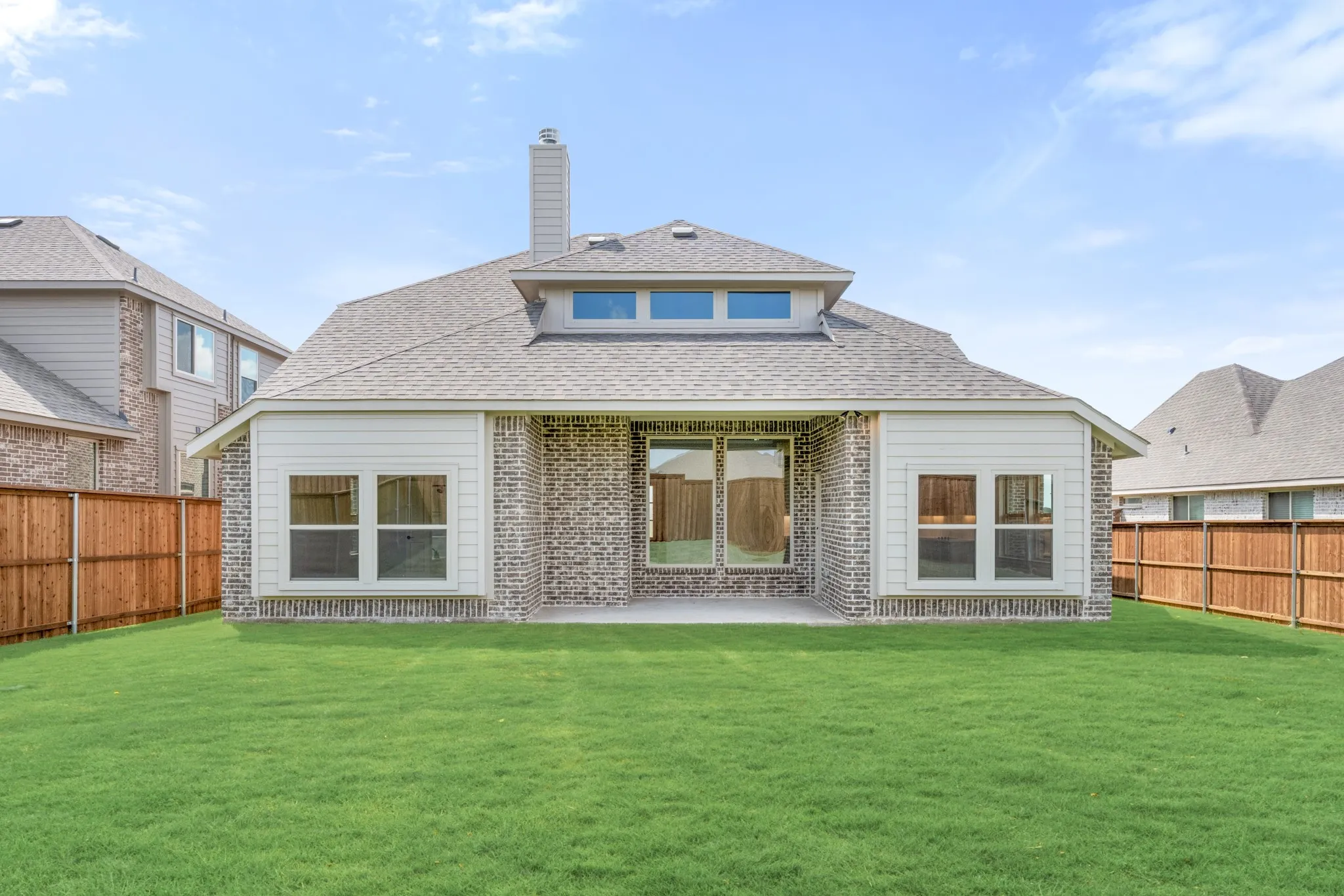 Single Family Residence For Sale in Johnson County , 820 Condor Street, Joshua, Texas 76058, 4 Bedroom, 3 Bathroom, 3 Garage spaces, 2,593 Sqft, built in 2026, mls#21312271, Real Estate Agent in Joshua, Homes For Sale in Johnson county, Homes For Sale in Joshua, Realtor in Joshua Texas, Real Estate Brokerage Independent Realty Texas, Luminita Cordes Realtor