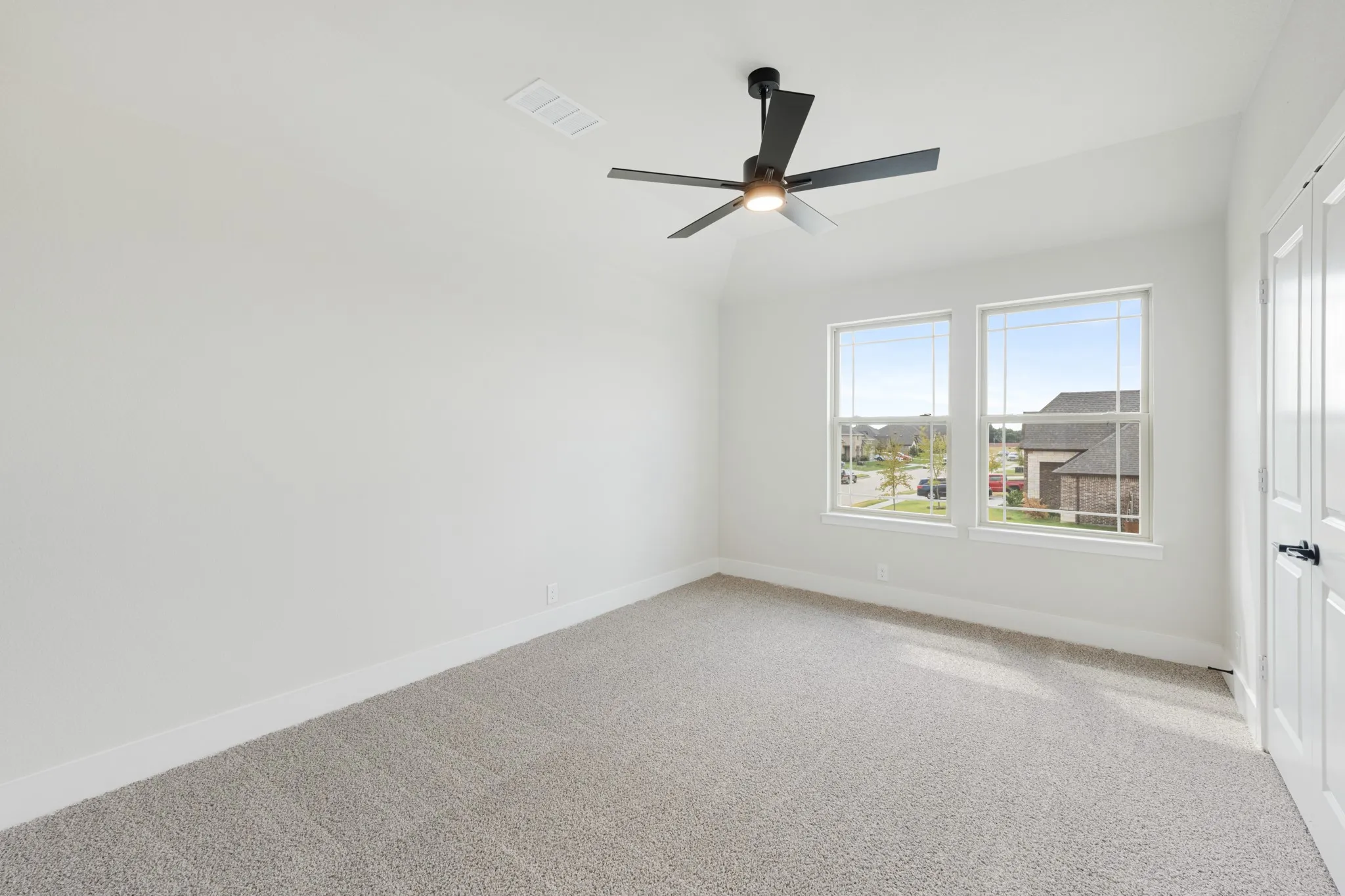 Single Family Residence For Sale in Johnson County , 820 Condor Street, Joshua, Texas 76058, 4 Bedroom, 3 Bathroom, 3 Garage spaces, 2,593 Sqft, built in 2026, mls#21312271, Real Estate Agent in Joshua, Homes For Sale in Johnson county, Homes For Sale in Joshua, Realtor in Joshua Texas, Real Estate Brokerage Independent Realty Texas, Luminita Cordes Realtor