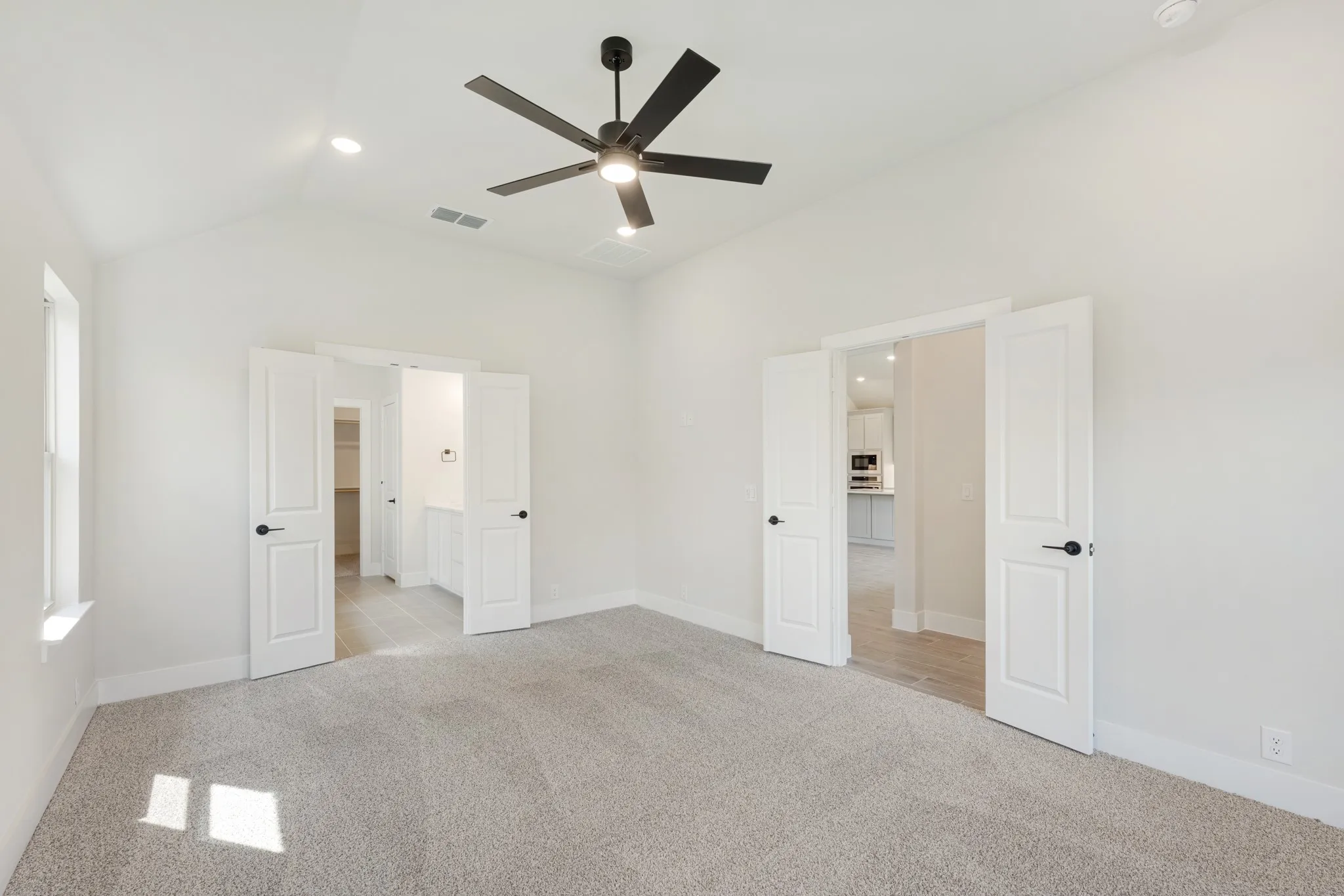 Single Family Residence For Sale in Johnson County , 820 Condor Street, Joshua, Texas 76058, 4 Bedroom, 3 Bathroom, 3 Garage spaces, 2,593 Sqft, built in 2026, mls#21312271, Real Estate Agent in Joshua, Homes For Sale in Johnson county, Homes For Sale in Joshua, Realtor in Joshua Texas, Real Estate Brokerage Independent Realty Texas, Luminita Cordes Realtor