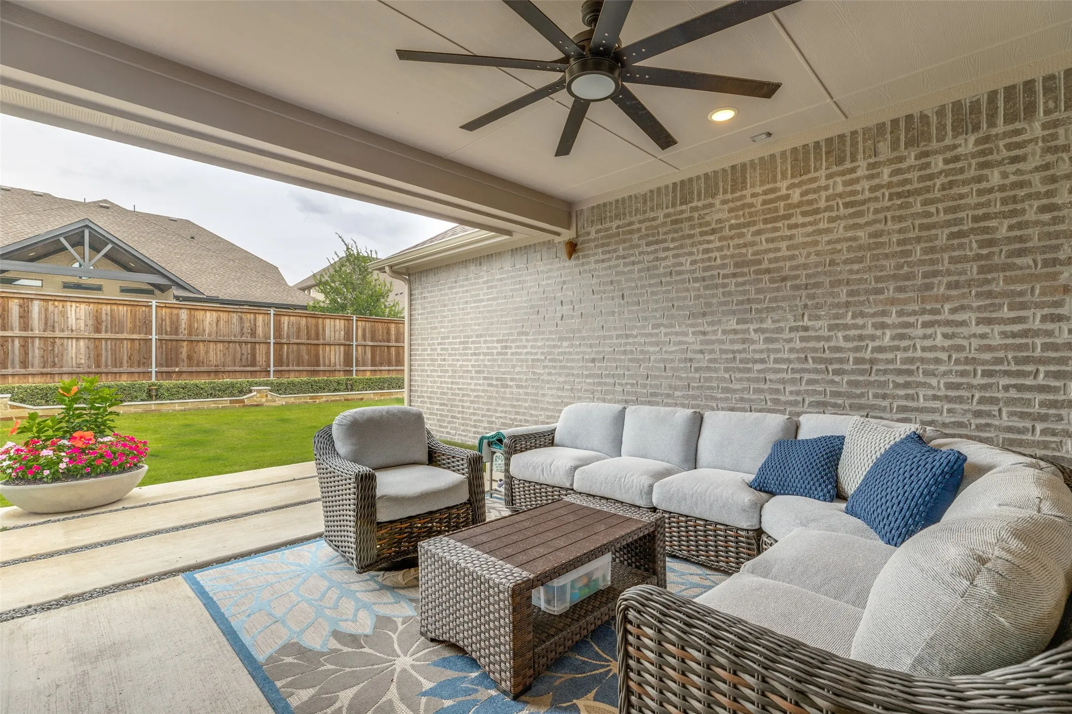 Single Family Residence For Sale in Collin County , 4212 Hollandwood Drive, Mc Kinney, Texas 75071, 4 Bedroom, 4 Bathroom, 3 Garage spaces, 3,481 Sqft, built in 2023, mls#21312004, Real Estate Agent in Mc Kinney, Homes For Sale in Collin county, Homes For Sale in Mc Kinney, Realtor in Mc Kinney Texas, Real Estate Brokerage Independent Realty Texas, Luminita Cordes Realtor