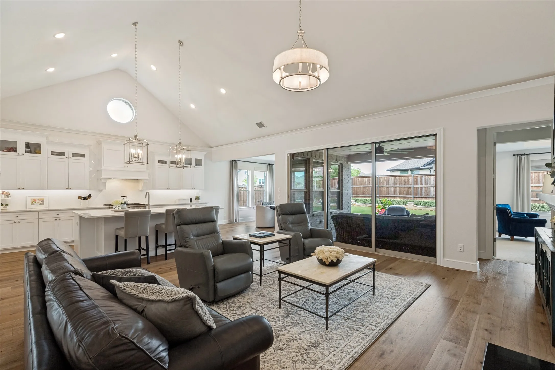 Single Family Residence For Sale in Collin County , 4212 Hollandwood Drive, Mc Kinney, Texas 75071, 4 Bedroom, 4 Bathroom, 3 Garage spaces, 3,481 Sqft, built in 2023, mls#21312004, Real Estate Agent in Mc Kinney, Homes For Sale in Collin county, Homes For Sale in Mc Kinney, Realtor in Mc Kinney Texas, Real Estate Brokerage Independent Realty Texas, Luminita Cordes Realtor