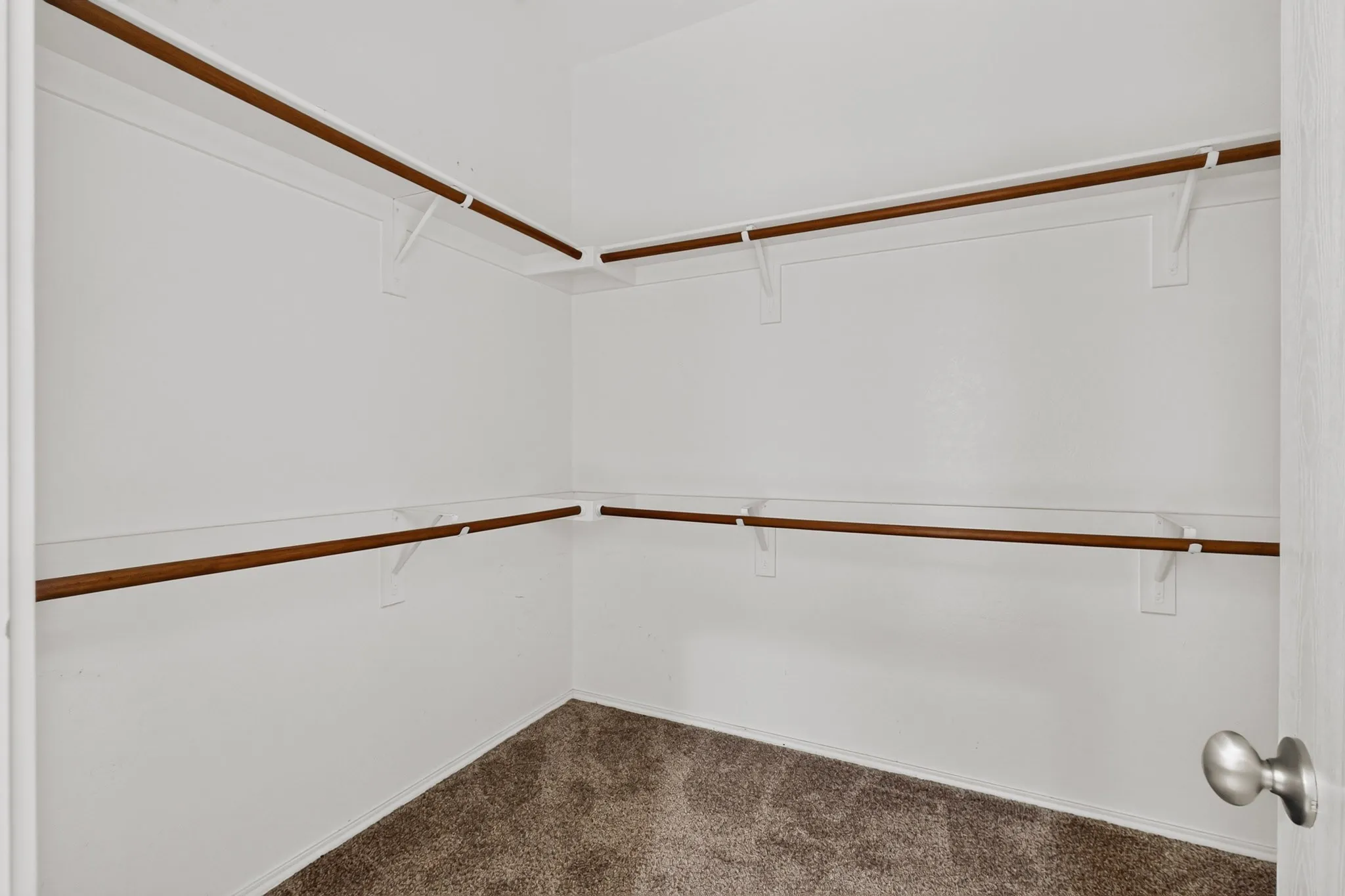 Single Family Residence For Sale in Kaufman County , 101 Wandering Drive, Forney, Texas 75126, 3 Bedroom, 2 Bathroom, 2 Garage spaces, 2,062 Sqft, built in 2003, mls#21312268, Real Estate Agent in Forney, Homes For Sale in Kaufman county, Homes For Sale in Forney, Realtor in Forney Texas, Real Estate Brokerage Independent Realty Texas, Luminita Cordes Realtor