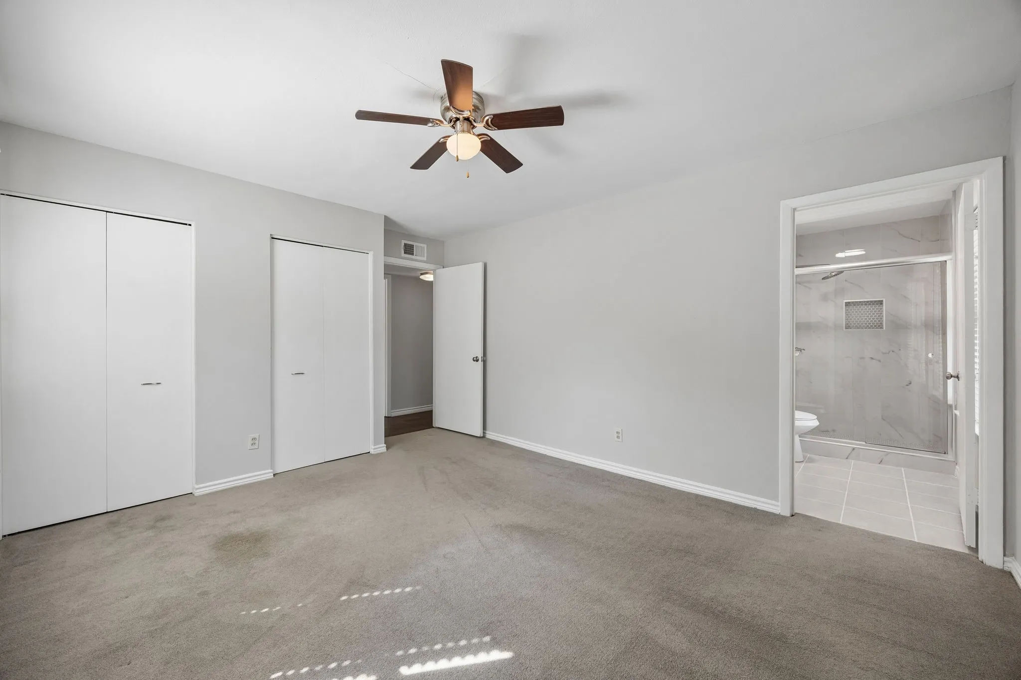 Single Family Residence For Sale in Dallas County , 1239 Evergreen Drive, Richardson, Texas 75080, 3 Bedroom, 2 Bathroom, 2 Garage spaces, 1,632 Sqft, built in 1959, mls#21312153, Real Estate Agent in Richardson, Homes For Sale in Dallas county, Homes For Sale in Richardson, Realtor in Richardson Texas, Real Estate Brokerage Independent Realty Texas, Luminita Cordes Realtor