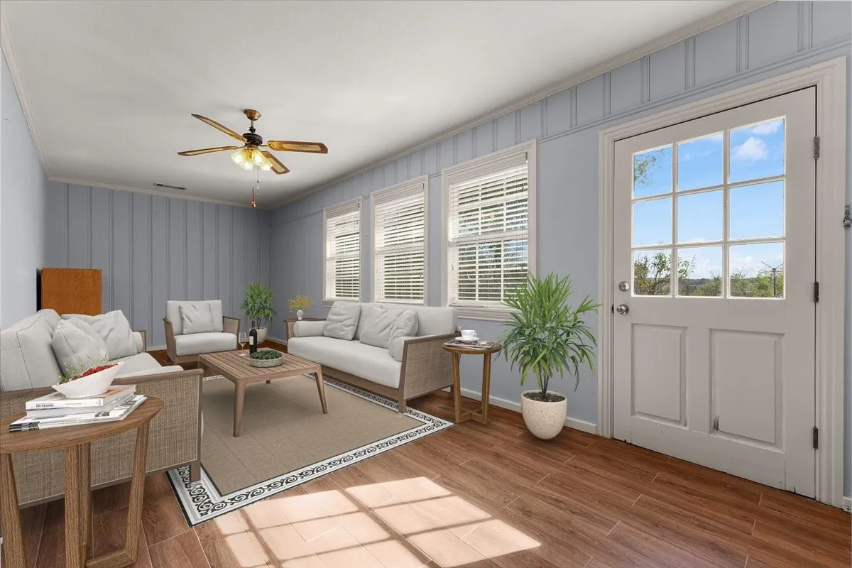 Single Family Residence For Sale in Tarrant County , 8248 Meadowbrook Drive, Fort Worth, Texas 76120, 5 Bedroom, 6 Bathroom, 3 Garage spaces, 5,582 Sqft, built in 1956, mls#21312290, Real Estate Agent in Fort Worth, Homes For Sale in Tarrant county, Homes For Sale in Fort Worth, Realtor in Fort Worth Texas, Real Estate Brokerage Independent Realty Texas, Luminita Cordes Realtor
