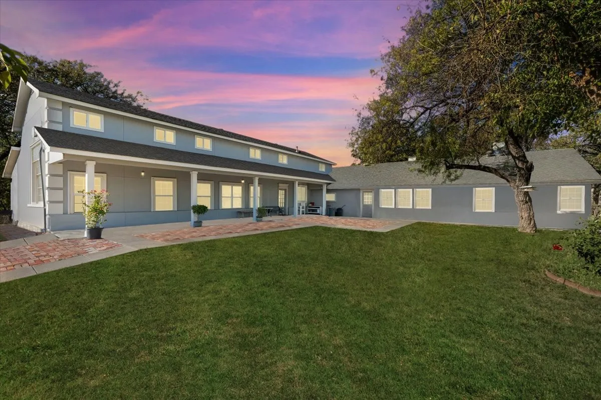 Single Family Residence For Sale in Tarrant County , 8248 Meadowbrook Drive, Fort Worth, Texas 76120, 5 Bedroom, 6 Bathroom, 3 Garage spaces, 5,582 Sqft, built in 1956, mls#21312290, Real Estate Agent in Fort Worth, Homes For Sale in Tarrant county, Homes For Sale in Fort Worth, Realtor in Fort Worth Texas, Real Estate Brokerage Independent Realty Texas, Luminita Cordes Realtor