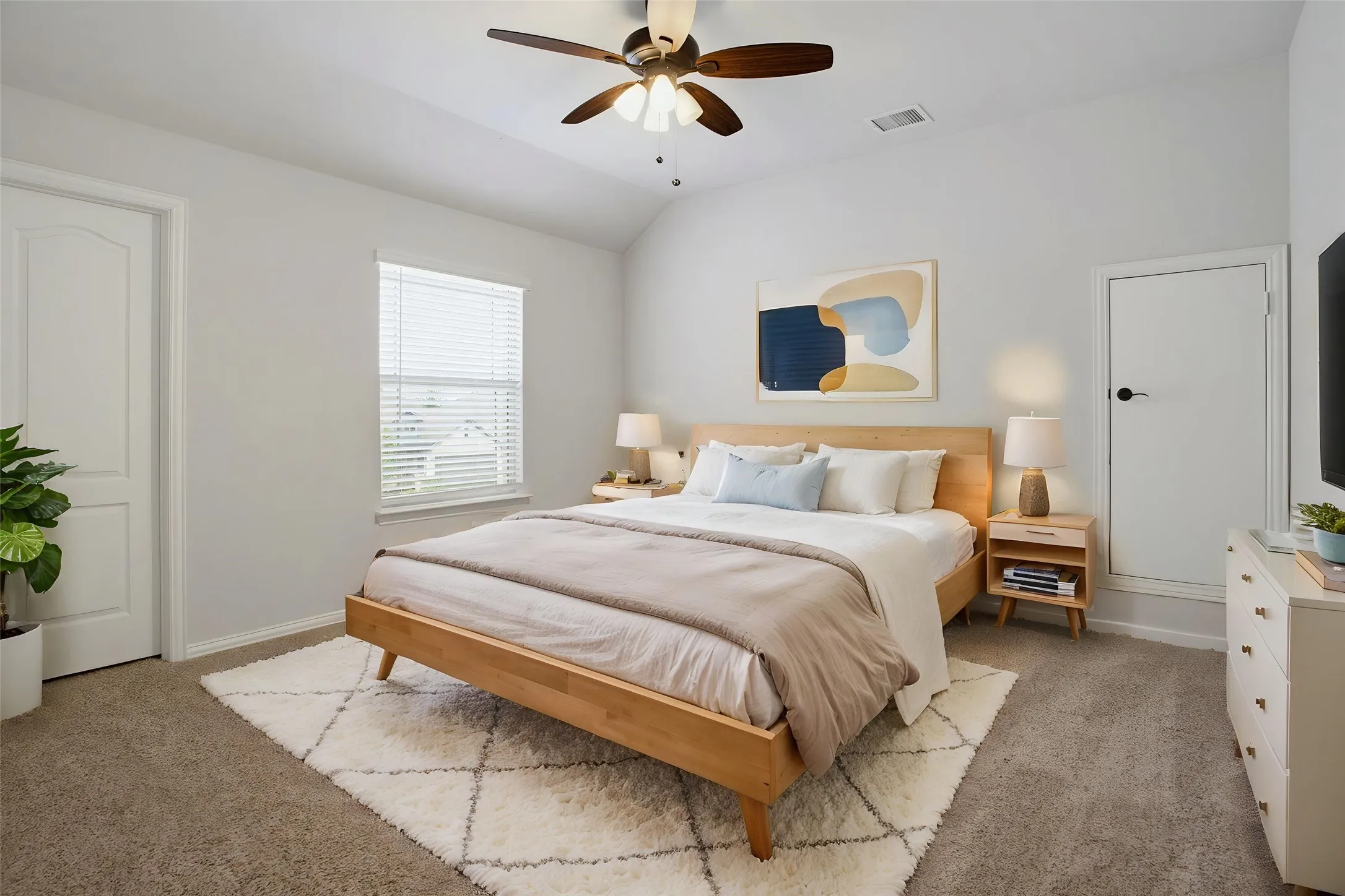 Single Family Residence For Sale in Collin County , 812 Woodview Court, Anna, Texas 75409, 4 Bedroom, 4 Bathroom, 2 Garage spaces, 3,516 Sqft, built in 2022, mls#21311391, Real Estate Agent in Anna, Homes For Sale in Collin county, Homes For Sale in Anna, Realtor in Anna Texas, Real Estate Brokerage Independent Realty Texas, Luminita Cordes Realtor