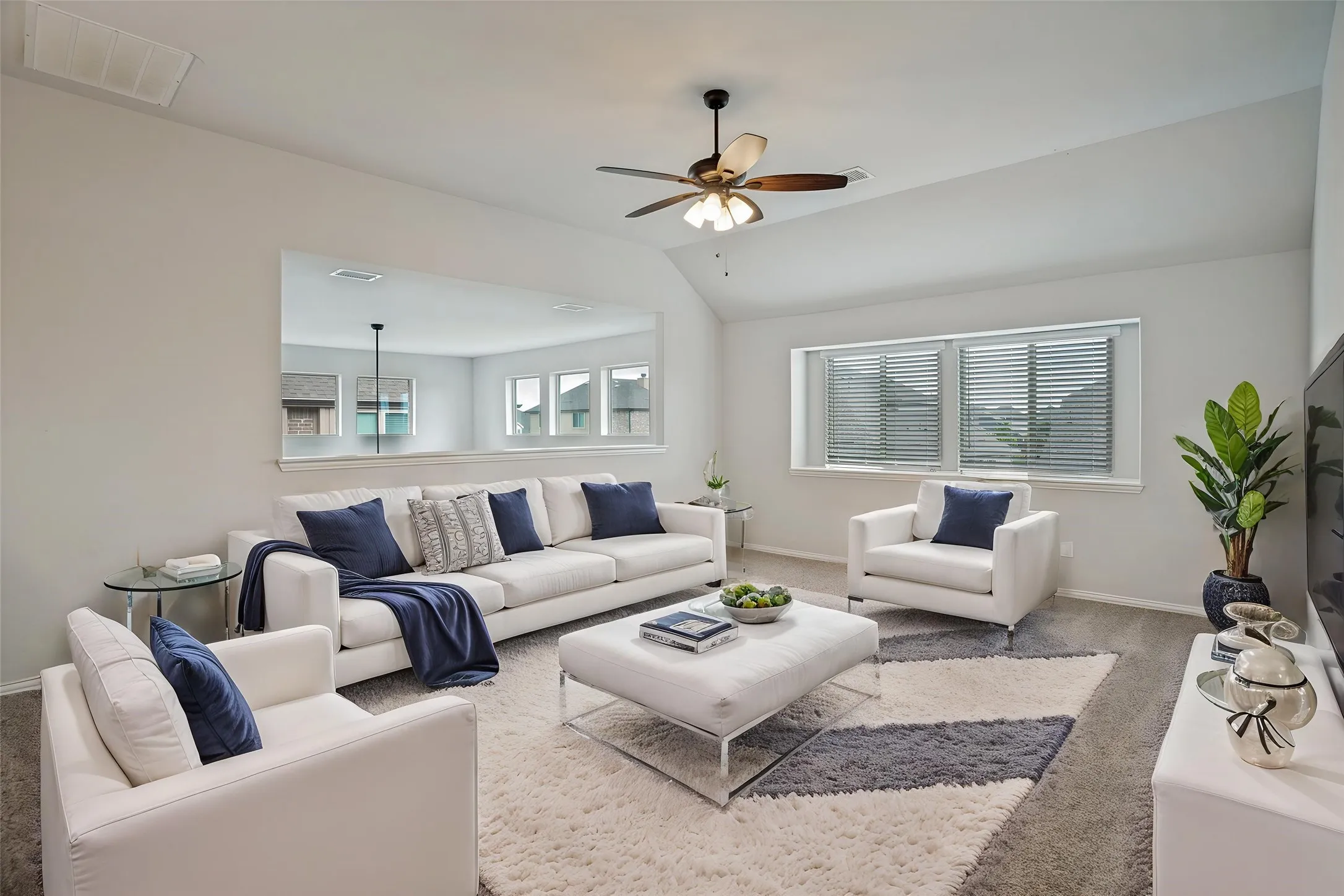 Single Family Residence For Sale in Collin County , 812 Woodview Court, Anna, Texas 75409, 4 Bedroom, 4 Bathroom, 2 Garage spaces, 3,516 Sqft, built in 2022, mls#21311391, Real Estate Agent in Anna, Homes For Sale in Collin county, Homes For Sale in Anna, Realtor in Anna Texas, Real Estate Brokerage Independent Realty Texas, Luminita Cordes Realtor