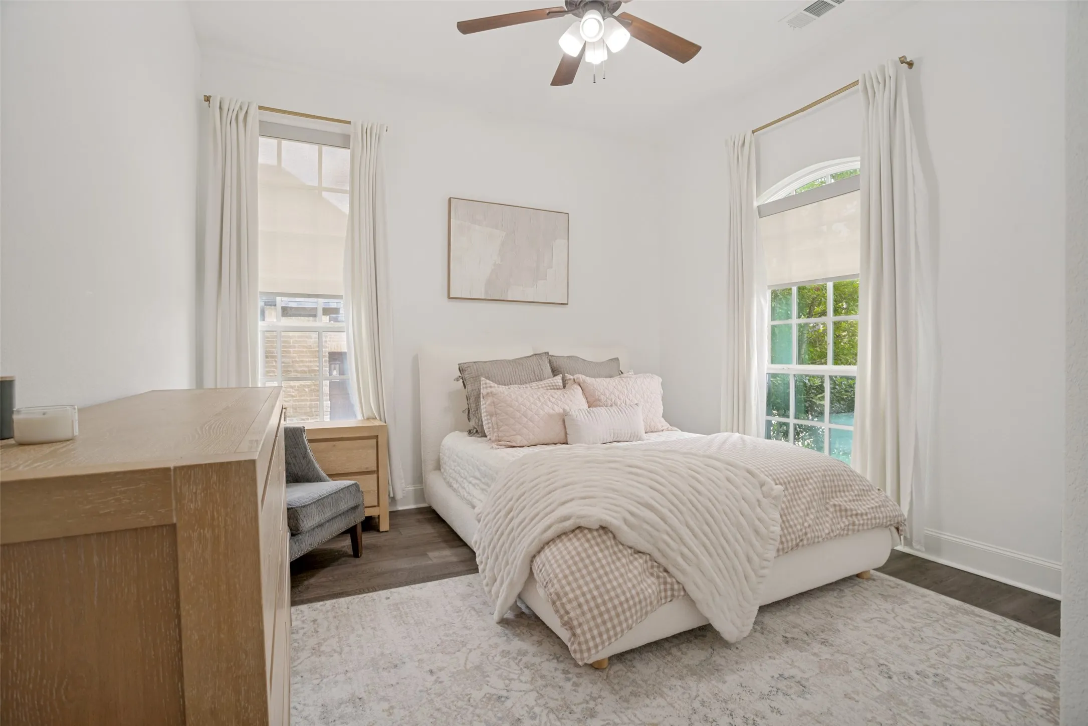 Single Family Residence For Sale in Collin County , 810 Country Brook Lane, Prosper, Texas 75078, 4 Bedroom, 3 Bathroom, 3 Garage spaces, 2,981 Sqft, built in 2019, mls#21309785, Real Estate Agent in Prosper, Homes For Sale in Collin county, Homes For Sale in Prosper, Realtor in Prosper Texas, Real Estate Brokerage Independent Realty Texas, Luminita Cordes Realtor