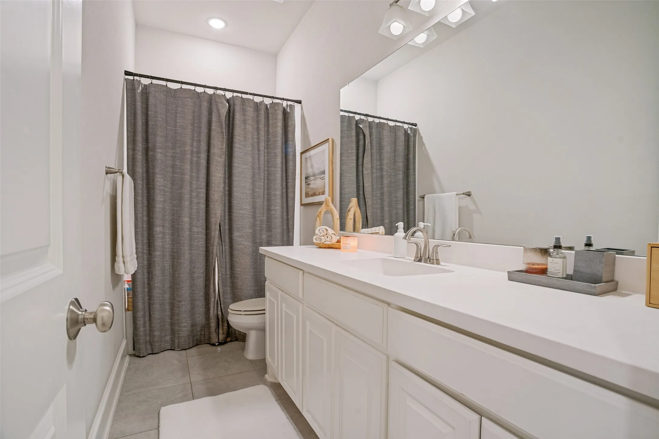 Single Family Residence For Sale in Collin County , 810 Country Brook Lane, Prosper, Texas 75078, 4 Bedroom, 3 Bathroom, 3 Garage spaces, 2,981 Sqft, built in 2019, mls#21309785, Real Estate Agent in Prosper, Homes For Sale in Collin county, Homes For Sale in Prosper, Realtor in Prosper Texas, Real Estate Brokerage Independent Realty Texas, Luminita Cordes Realtor