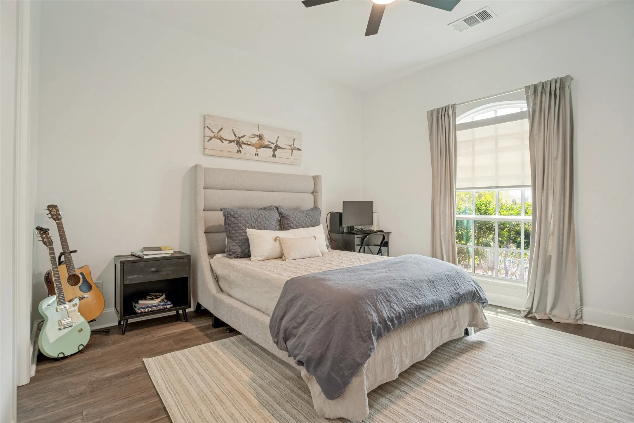 Single Family Residence For Sale in Collin County , 810 Country Brook Lane, Prosper, Texas 75078, 4 Bedroom, 3 Bathroom, 3 Garage spaces, 2,981 Sqft, built in 2019, mls#21309785, Real Estate Agent in Prosper, Homes For Sale in Collin county, Homes For Sale in Prosper, Realtor in Prosper Texas, Real Estate Brokerage Independent Realty Texas, Luminita Cordes Realtor