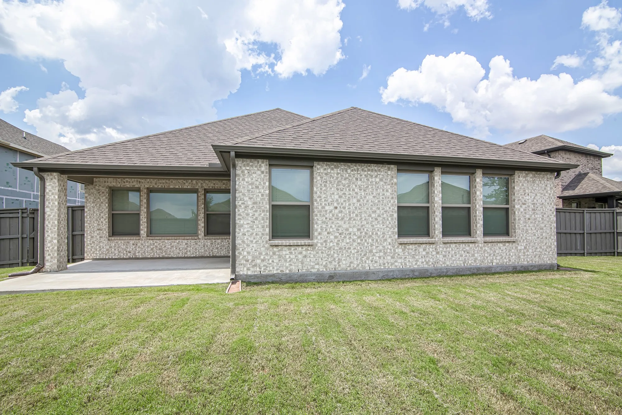 Single Family Residence For Rent in Ellis County , 4718 BUTTONBUSH DR, Venus, Texas 76084, 4 Bedrooms, 3 Bathrooms, 3 Garage spaces, 2,193 Sqft, built in 2021, Price $3,200, mls#21312311, Real Estate Agent in Venus, Homes For Rent in Ellis county, Homes For Rent in Venus, Realtor in Venus Texas, Real Estate Brokerage Independent Realty Texas, Luminita Cordes Realtor