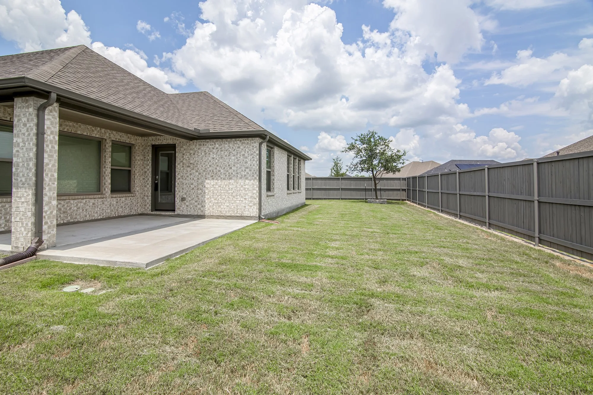 Single Family Residence For Rent in Ellis County , 4718 BUTTONBUSH DR, Venus, Texas 76084, 4 Bedrooms, 3 Bathrooms, 3 Garage spaces, 2,193 Sqft, built in 2021, Price $3,200, mls#21312311, Real Estate Agent in Venus, Homes For Rent in Ellis county, Homes For Rent in Venus, Realtor in Venus Texas, Real Estate Brokerage Independent Realty Texas, Luminita Cordes Realtor