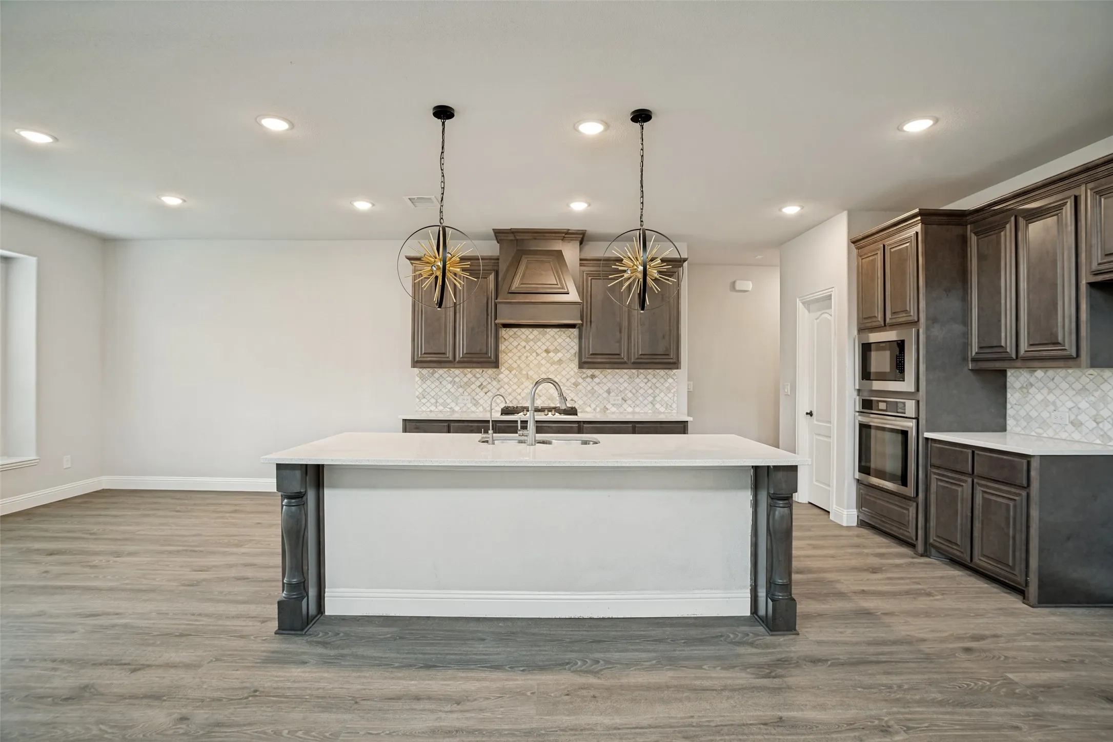 Single Family Residence For Rent in Collin County , 812 Woodview Court, Anna, Texas 75409, 4 Bedroom, 4 Bathroom, 2 Garage spaces, 3,516 Sqft, built in 2022, Price $3,850, mls#21312310, Real Estate Agent in Anna, Homes For Rent in Collin county, Homes For Rent in Anna, Realtor in Anna Texas, Real Estate Brokerage Independent Realty Texas, Luminita Cordes Realtor
