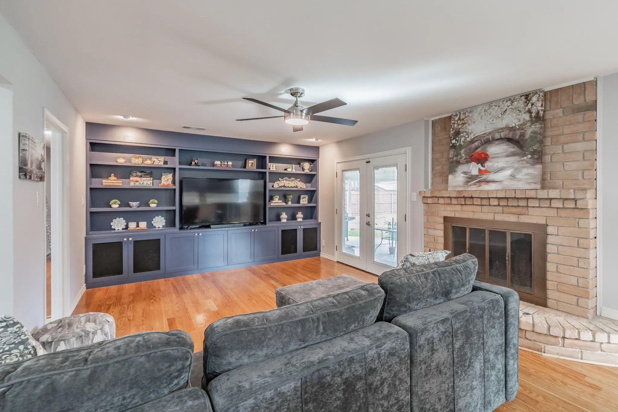 Single Family Residence For Sale in Dallas County , 8426 Van Pelt Drive, Dallas, Texas 75228, 3 Bedroom, 2 Bathroom, 2 Garage spaces, 1,727 Sqft, built in 1964, mls#21312324, Real Estate Agent in Dallas, Homes For Sale in Dallas county, Homes For Sale in Dallas, Realtor in Dallas Texas, Real Estate Brokerage Independent Realty Texas, Luminita Cordes Realtor